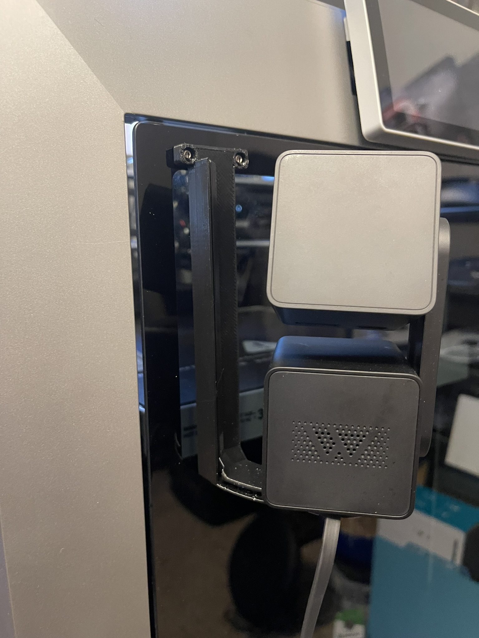 Wyze Cam Pan V3 front door mount for Qidi Plus4