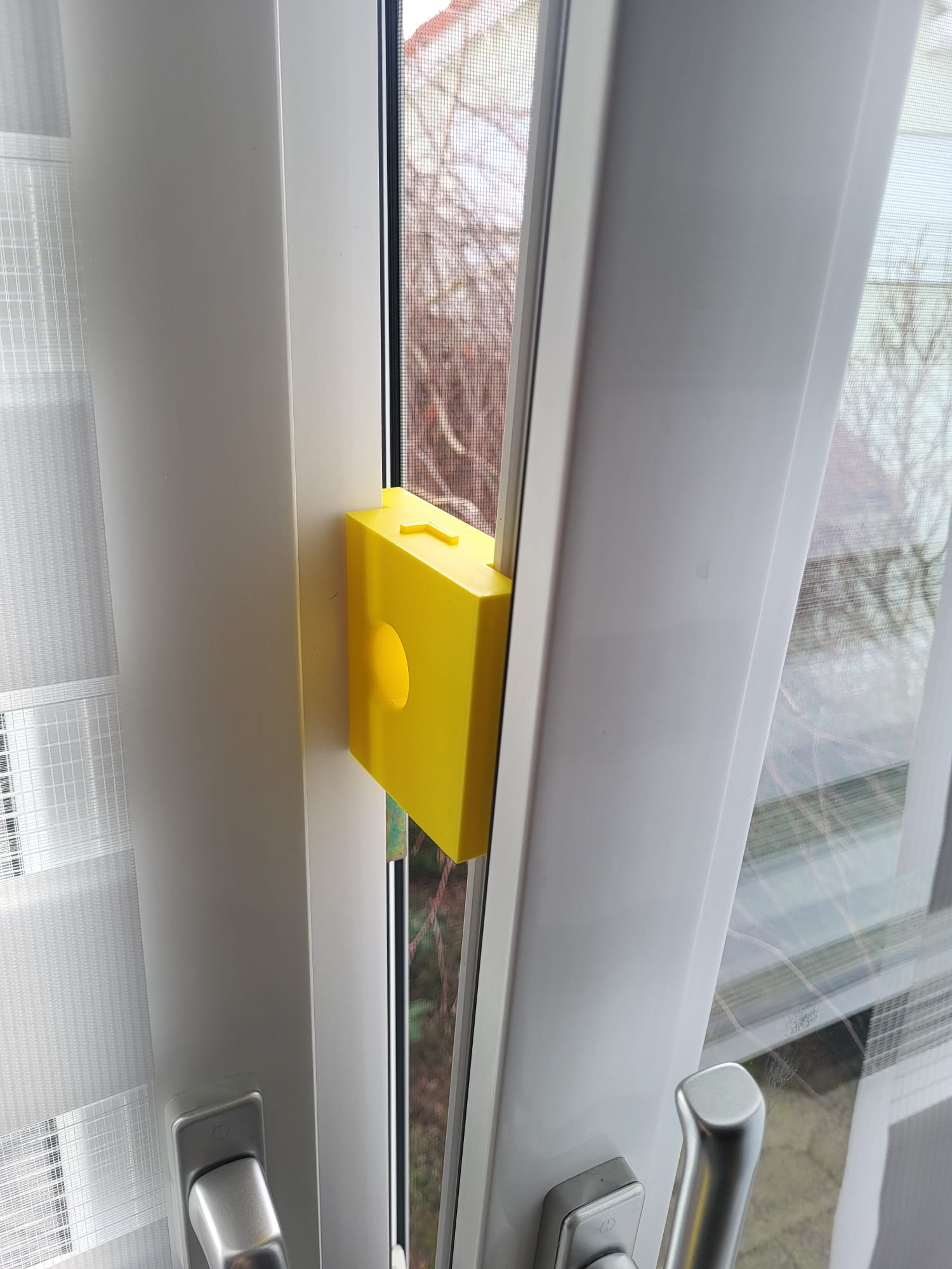 Cat Tilt Window Protection