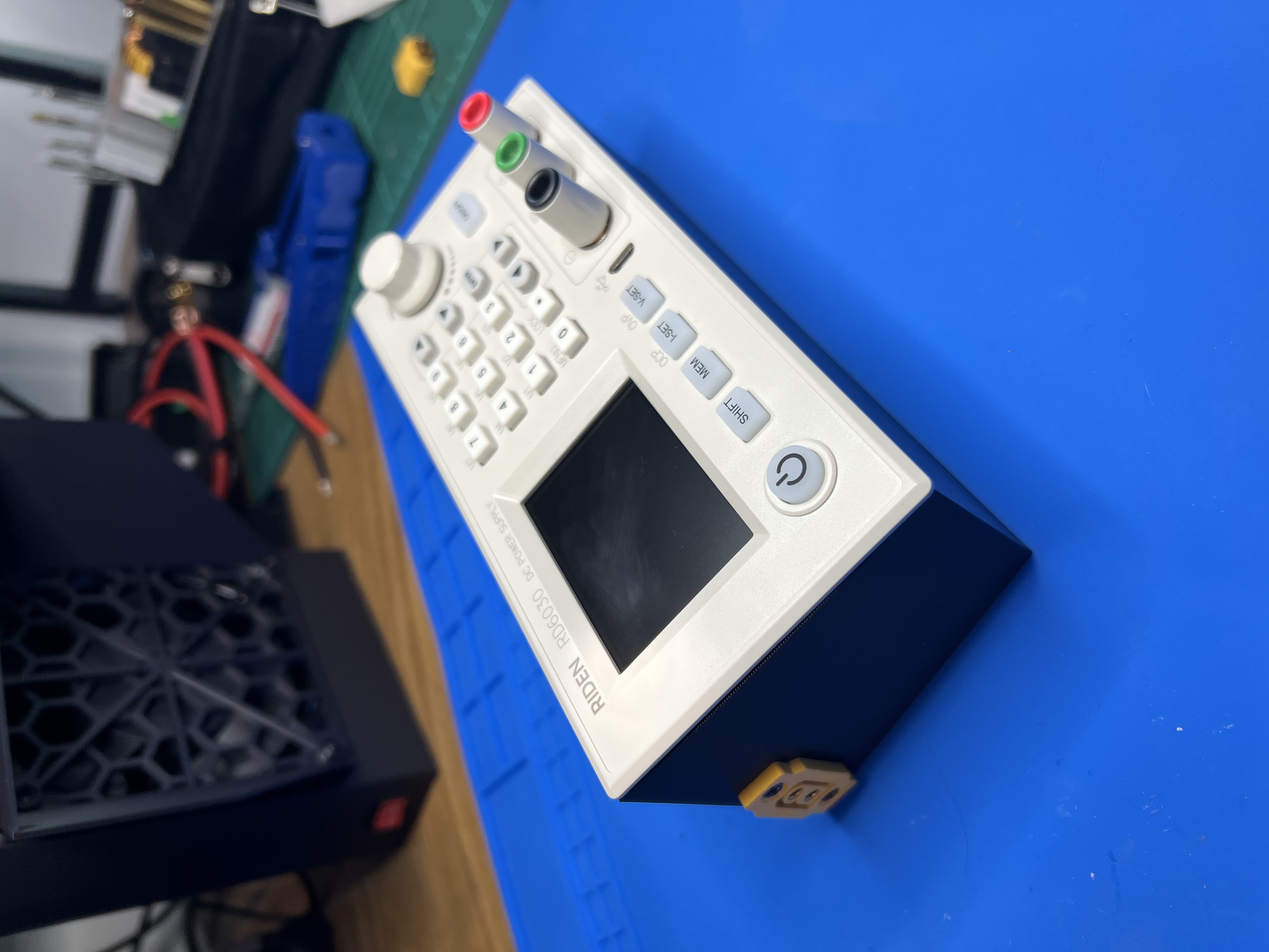 RIDEN RD60xx Desktop headunit enclosure with XT60 mount (supports RD6030)