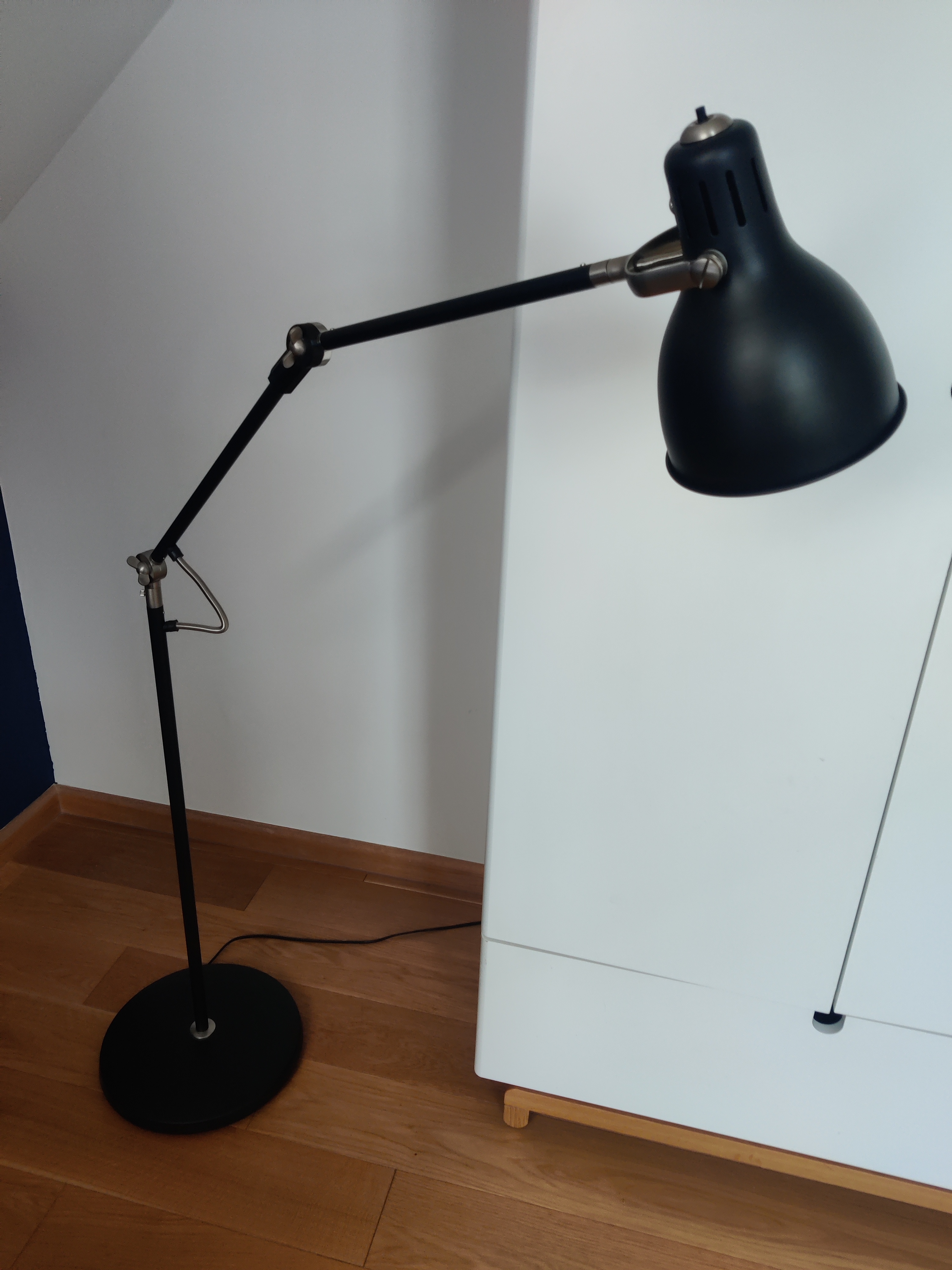 ARÖD lamp joint replacement