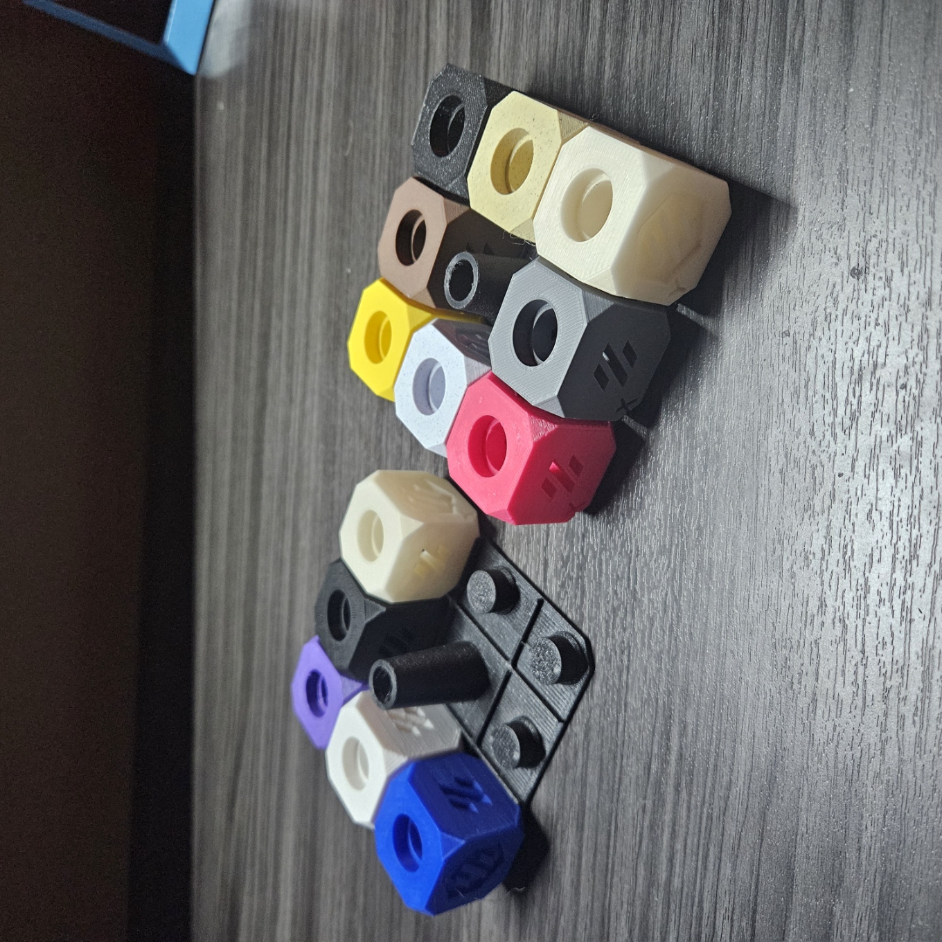 Voron Cube Holder (transition fit)