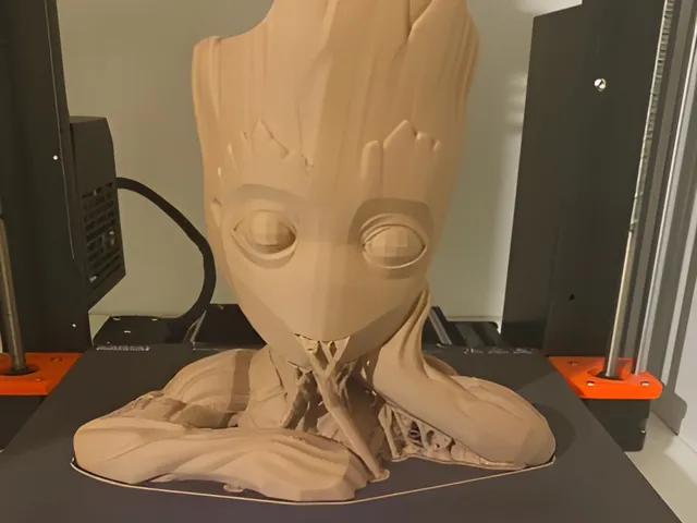 Groot planter
