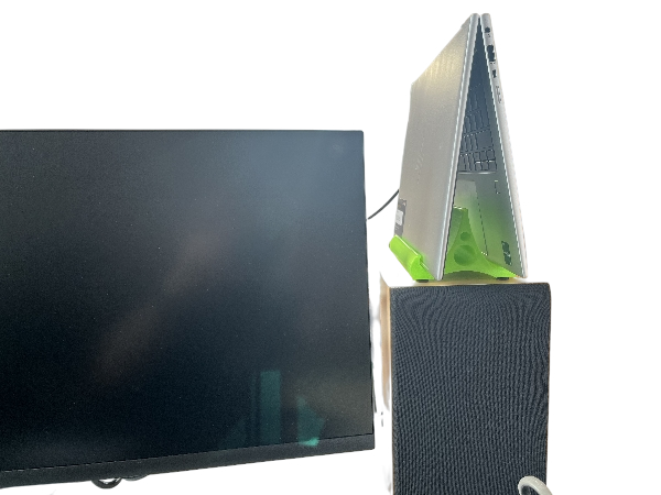 Yet another laptop stand
