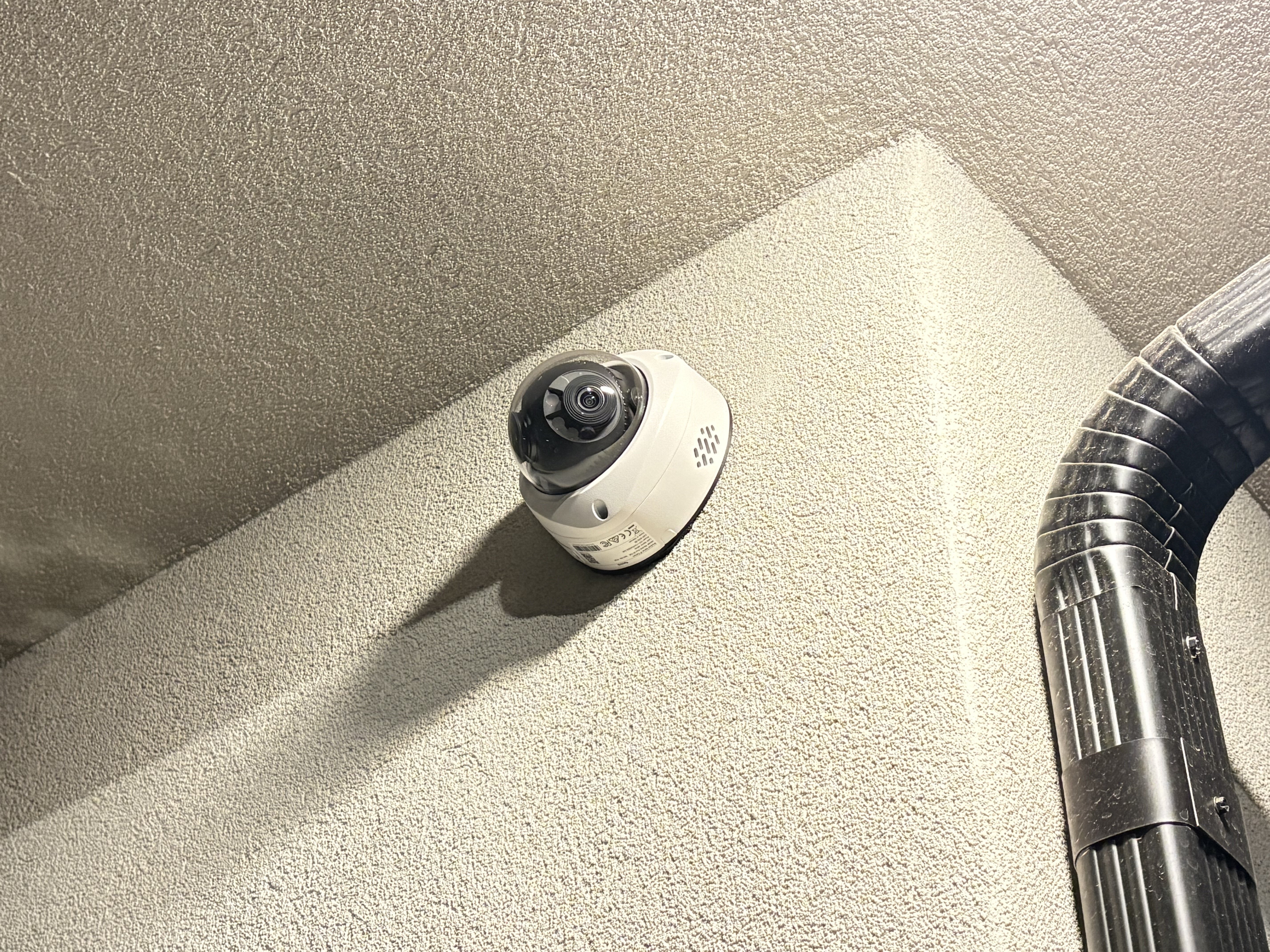 Reolink Duo 3V Wall Mount Bracket for a single gang box