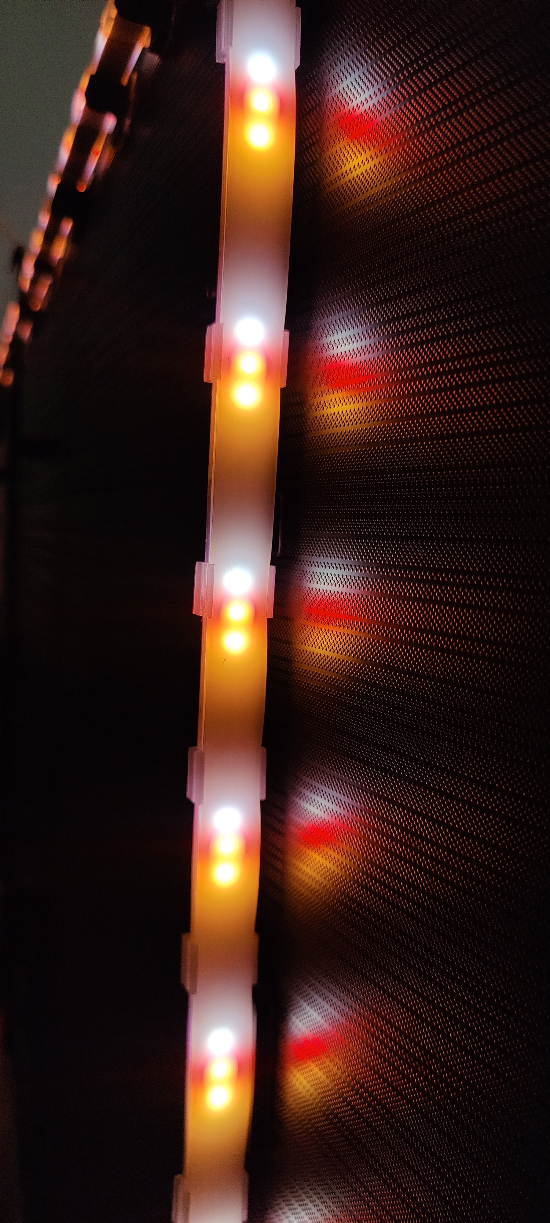 Phillips Hue Solo Lightstrip diffuser