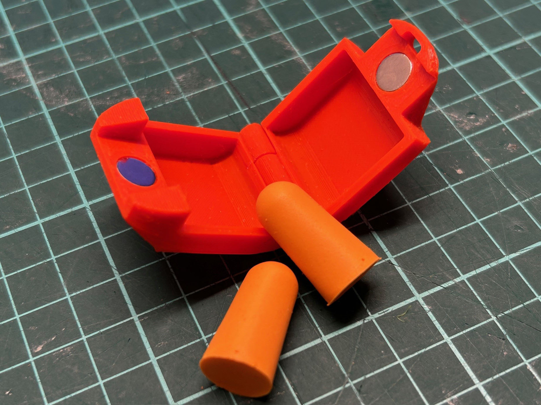 Miniatura 3 do modelo 3D Ear Plug case / Earplug Case