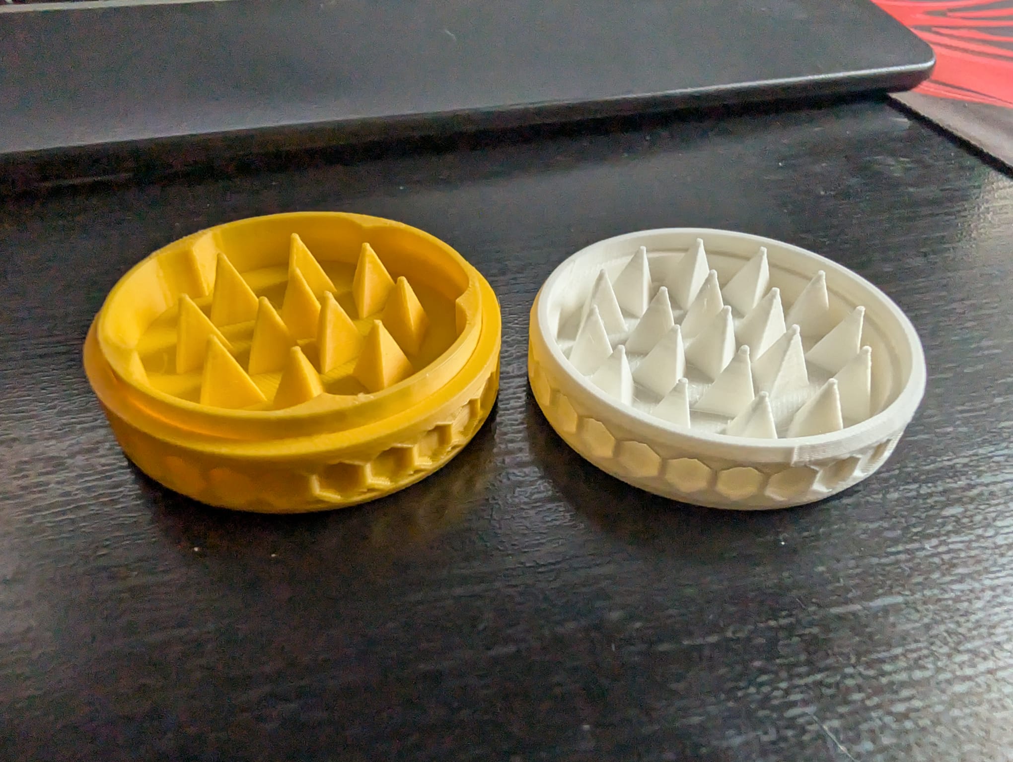 Decorative Herb Grinder [Slim] 3D model thumbnail