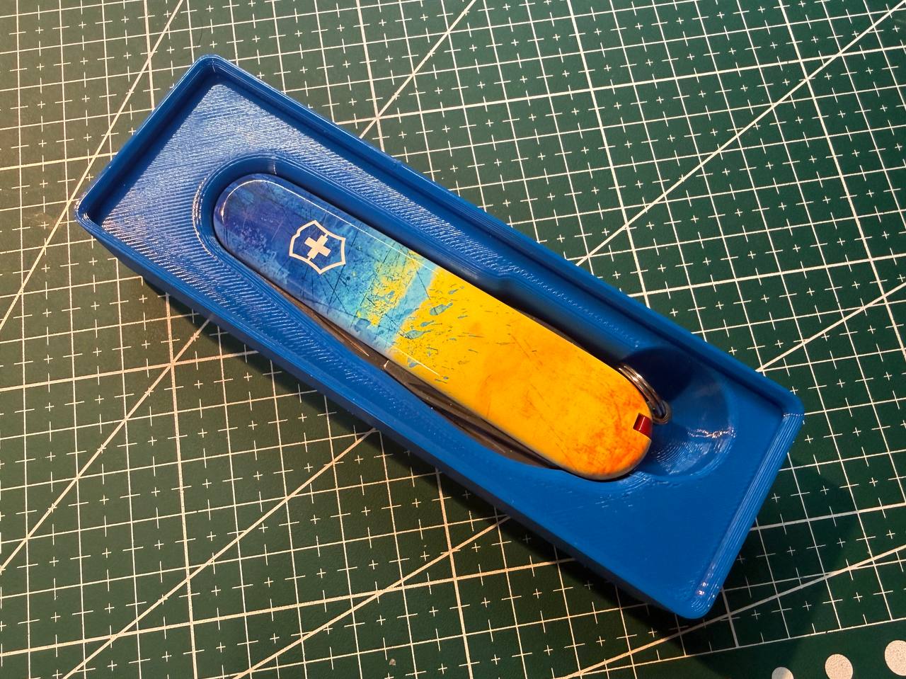 Gridfinity Holder for Victorinox Knife