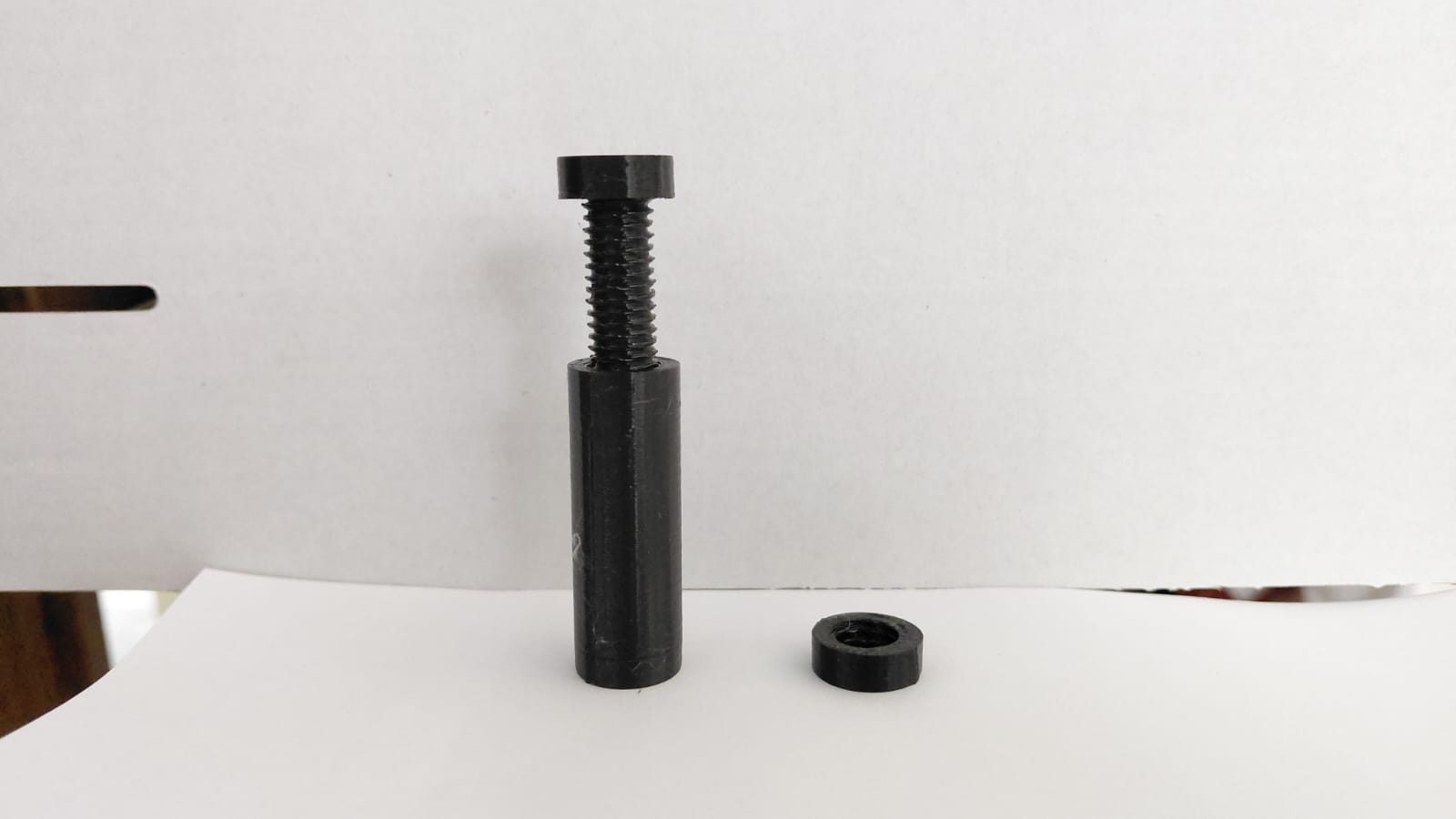 Miniatura 2 do modelo 3D GPU holder ajustable