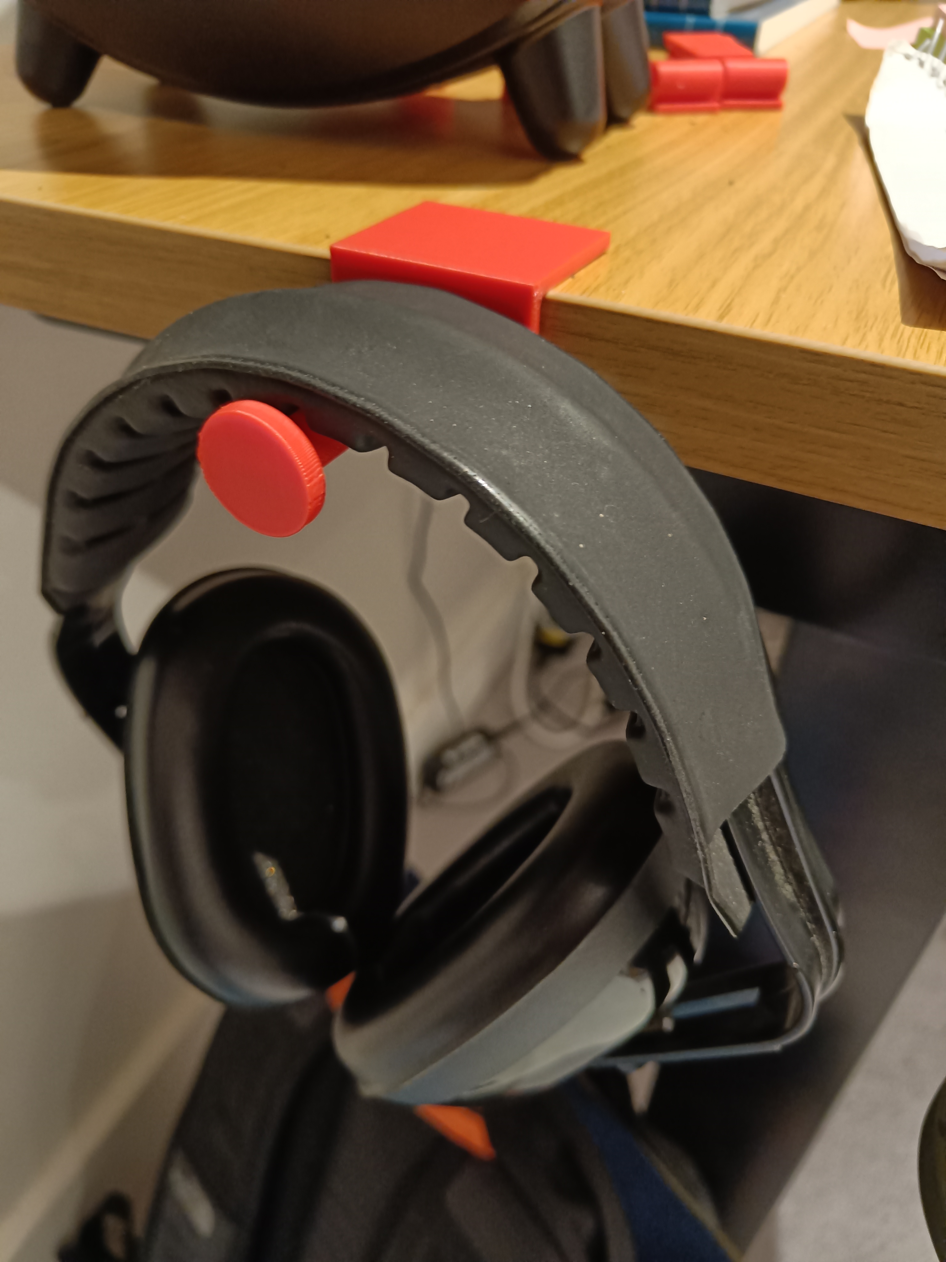 Ear Protection Holder for desk