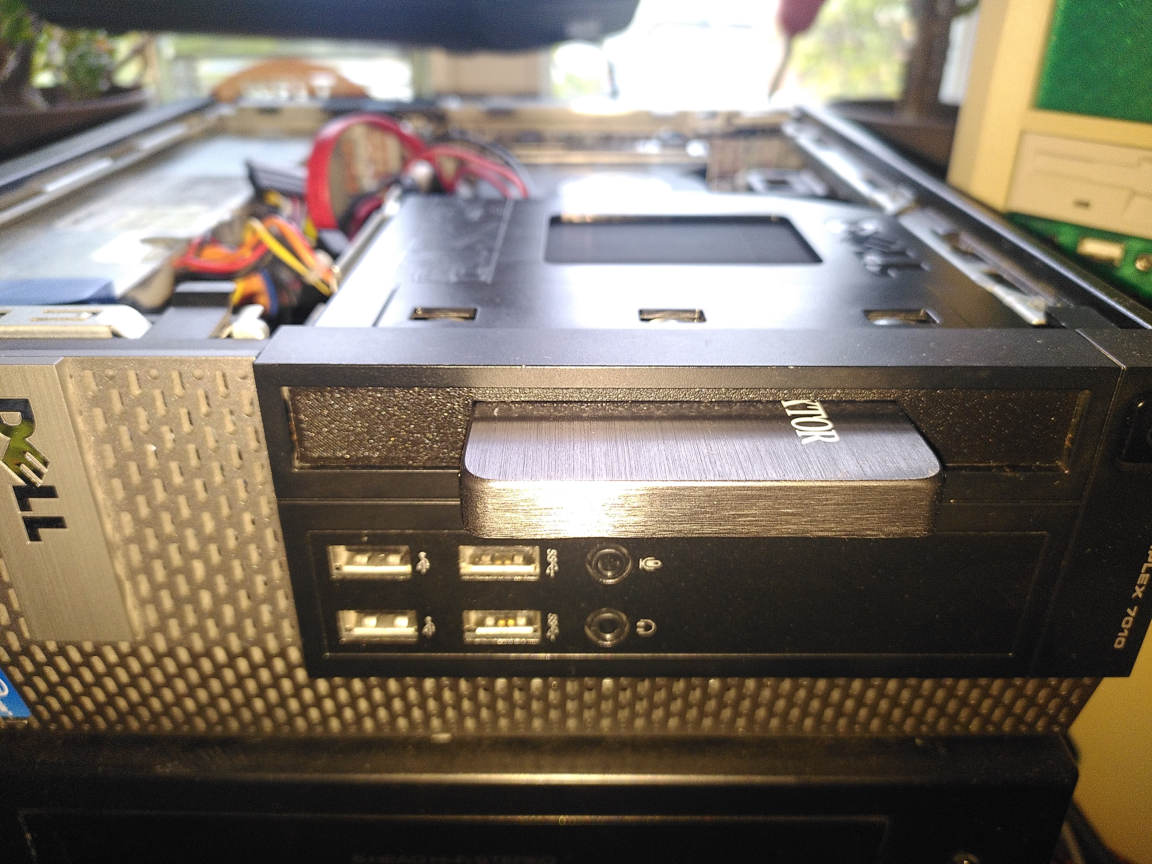 2.5" SATA to slimline drivebay adapter