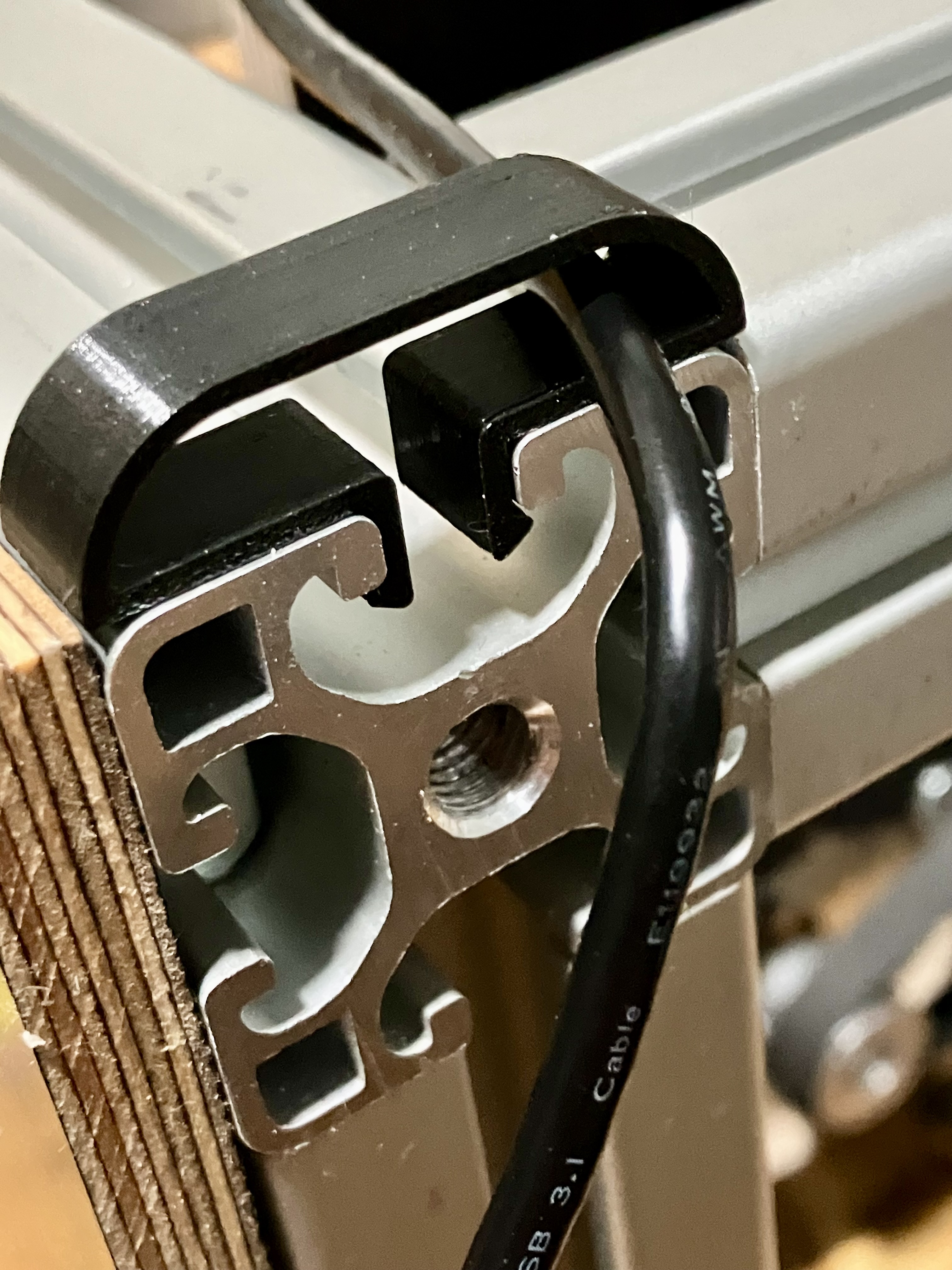 40x40mm I-Type Cable-Clip