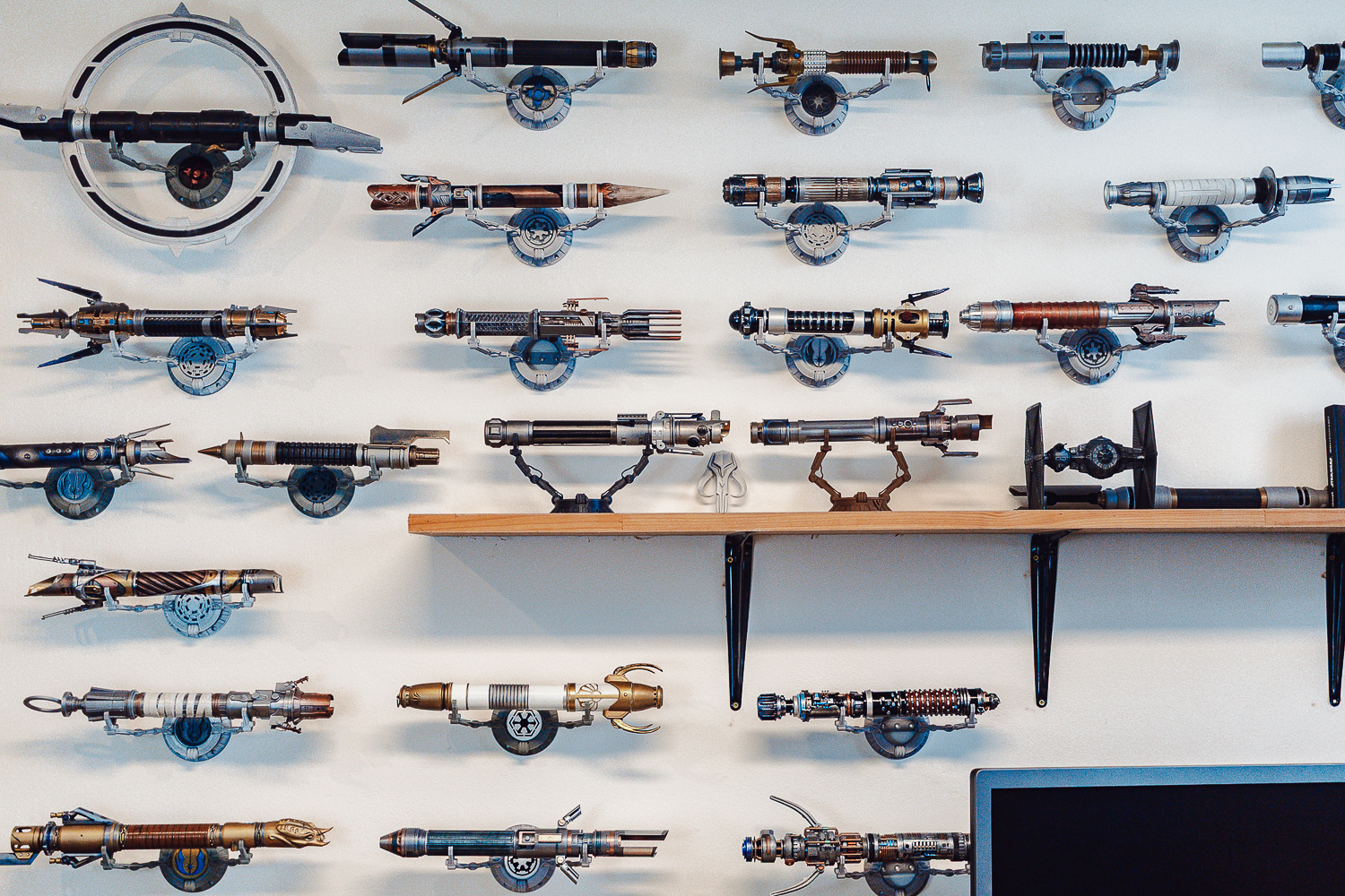 Jedi Survivor Customizable Lightsaber Collection