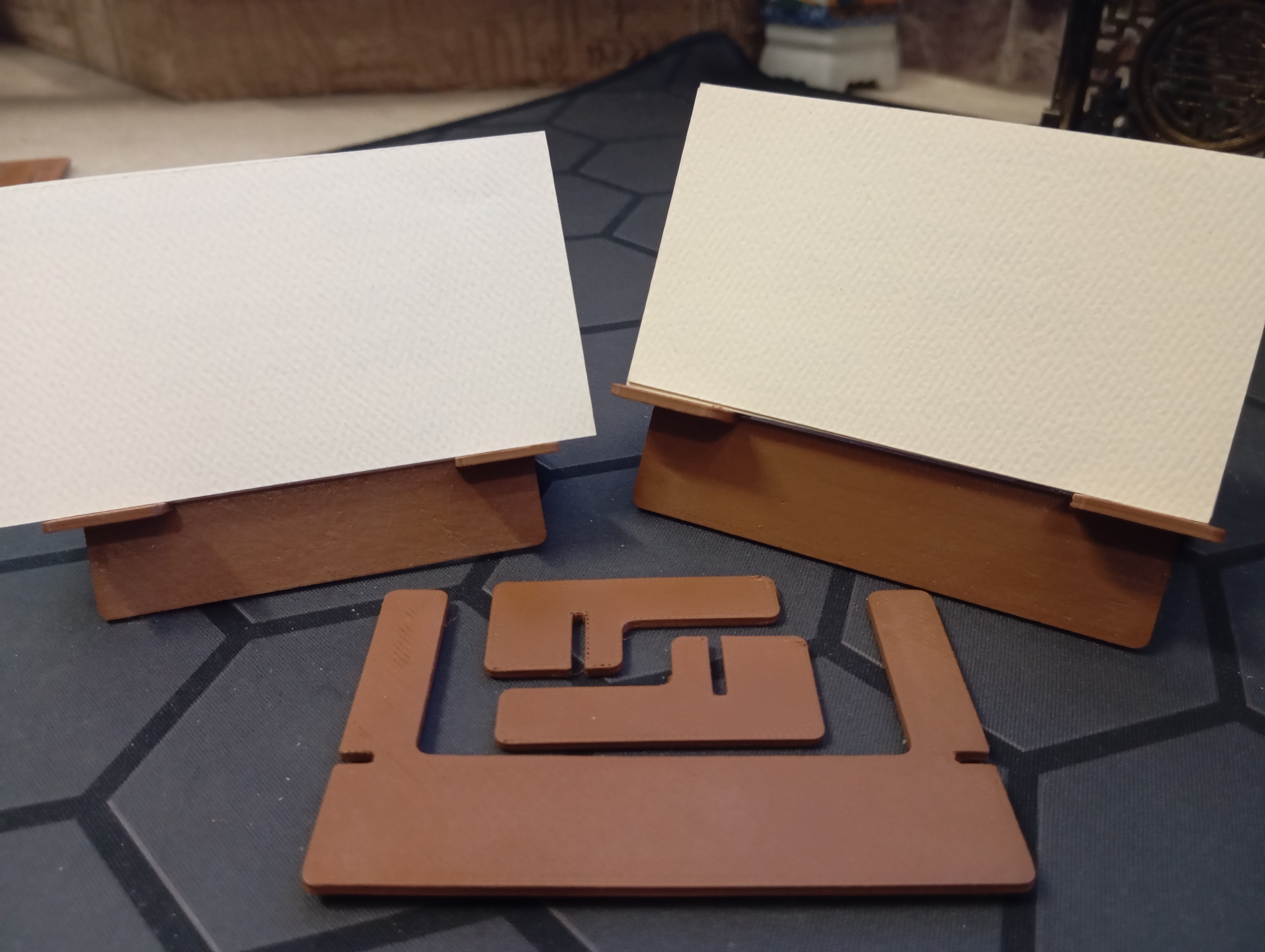 The easiest business card holder with quick prints