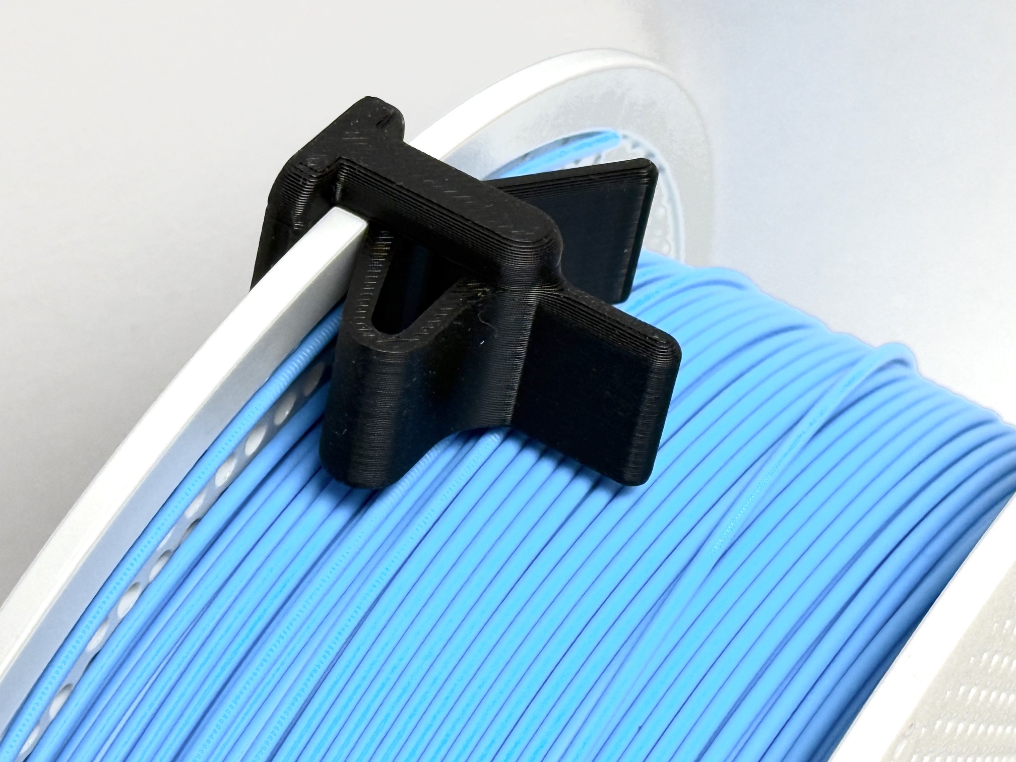 Spring Filament Clip - Easy to attach Universal Spool Clip