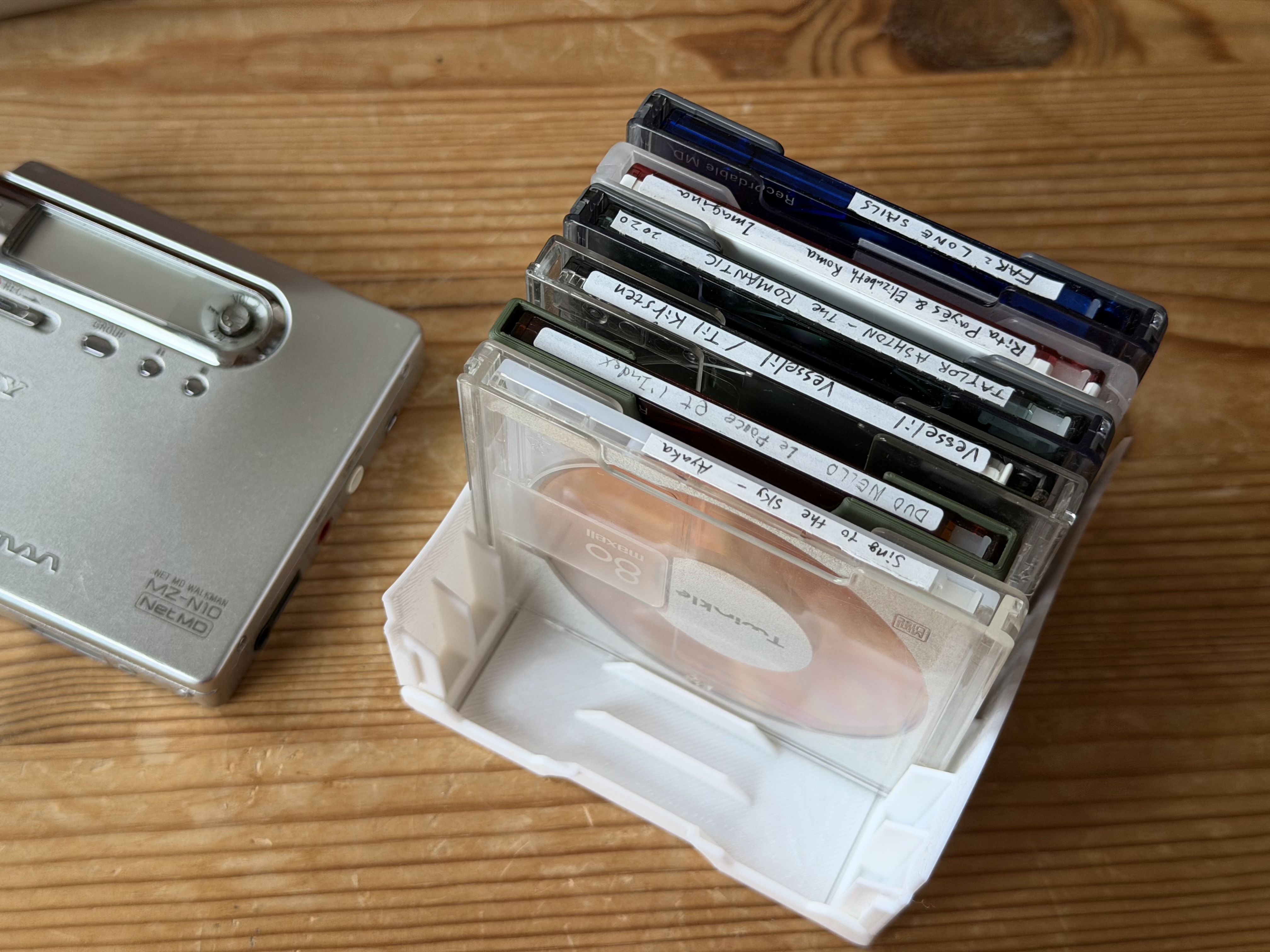 Minidisc foldable stand (TDK) 3D model