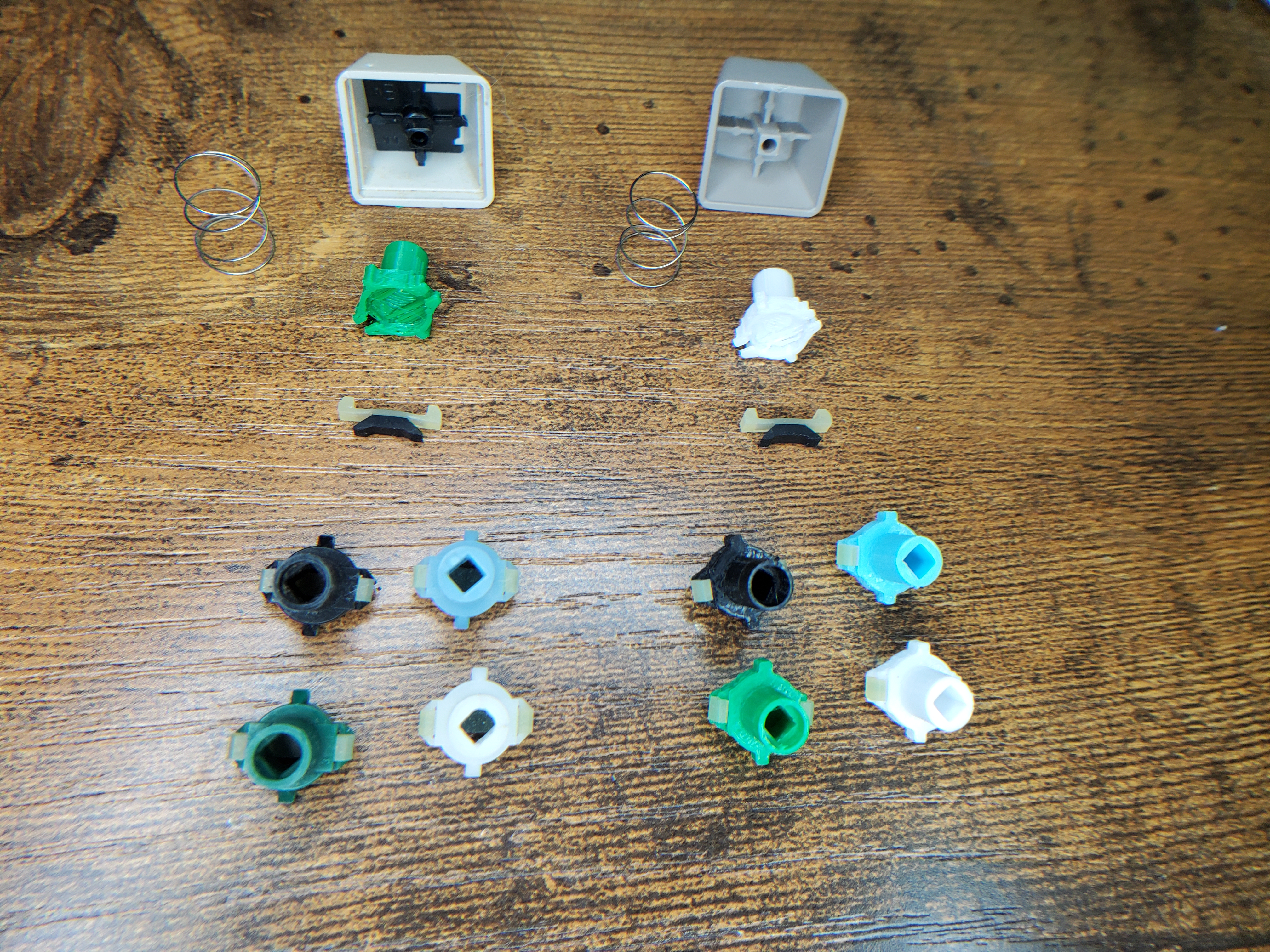C128 keyboard plungers
