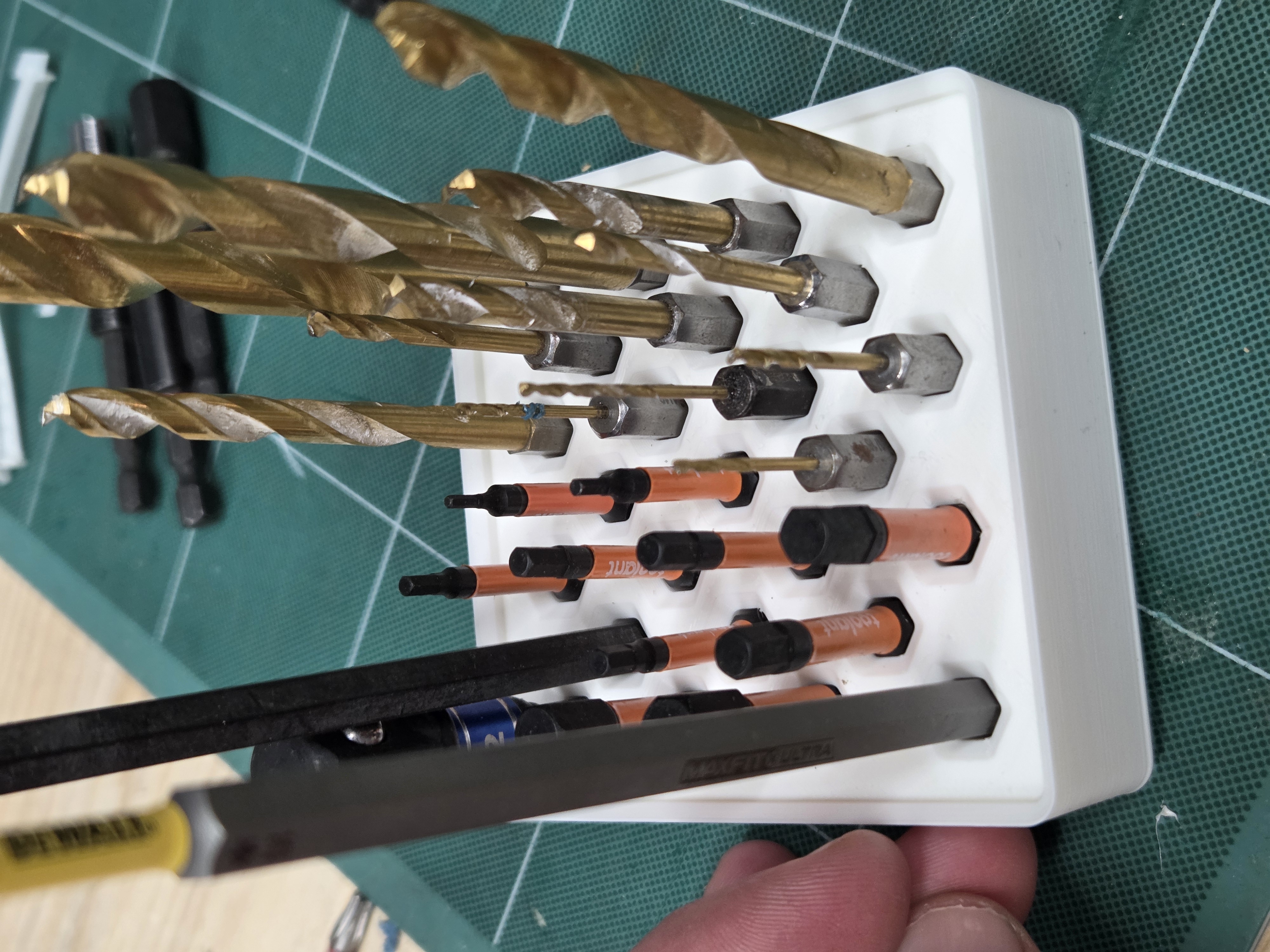 Miniatura 4 do modelo 3D Gridfinity Hex Bit Storage Deep for Long Bits