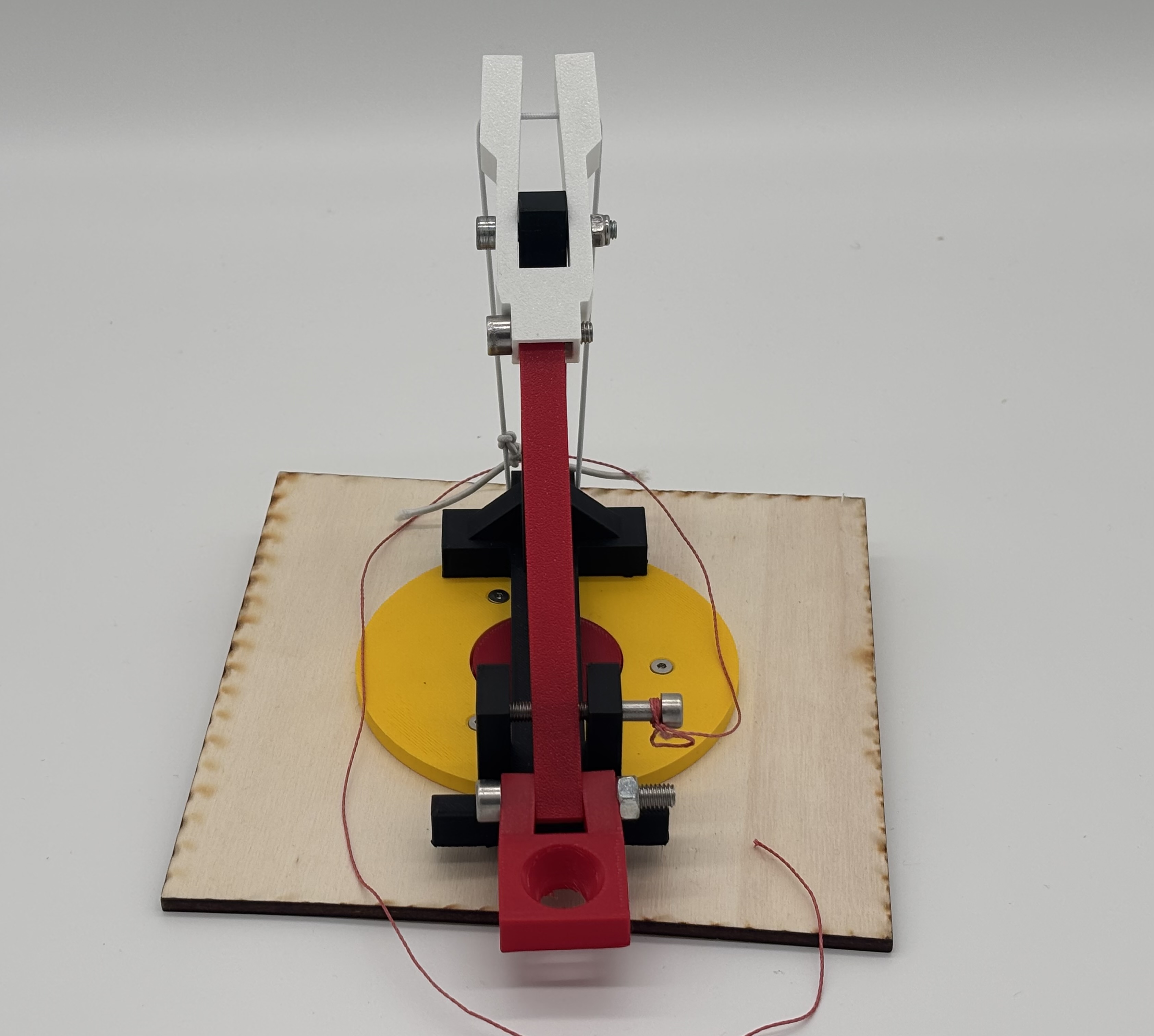 Miniatura 2 do modelo 3D Rotary Trebuchet System
