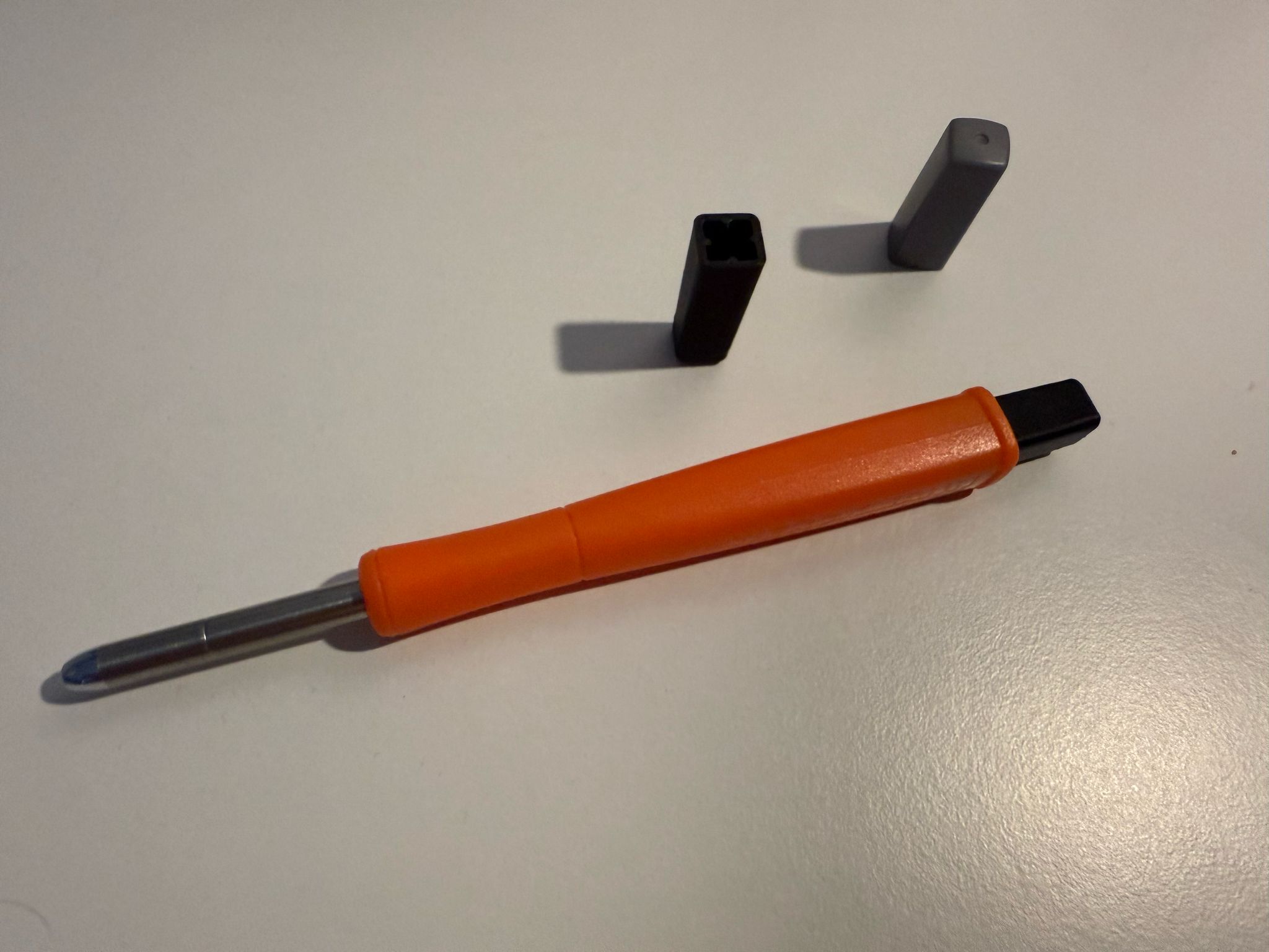 Action Bleistift Kappe