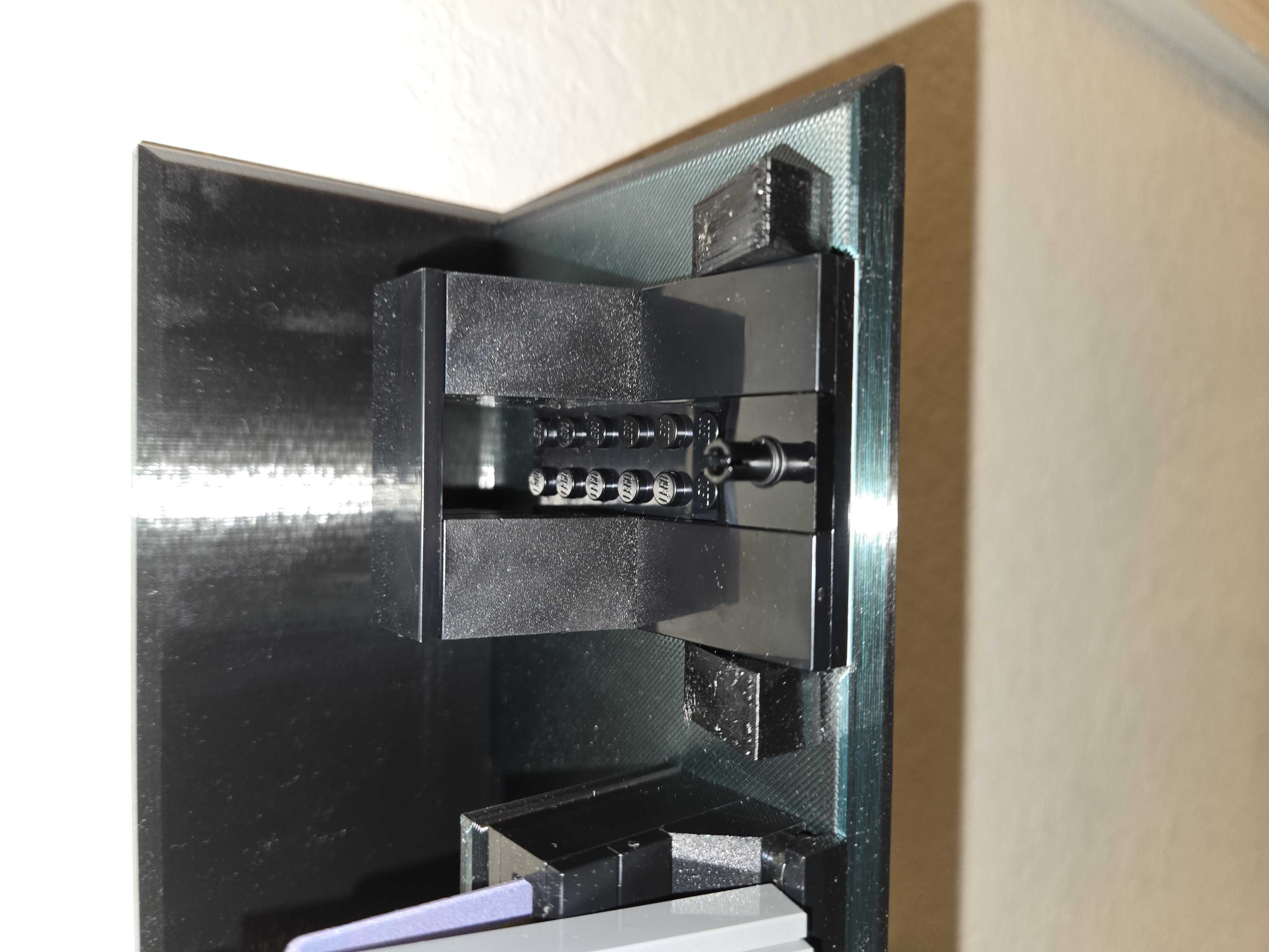 Lego Gameboy wall mount/stand and support — miniatura 4