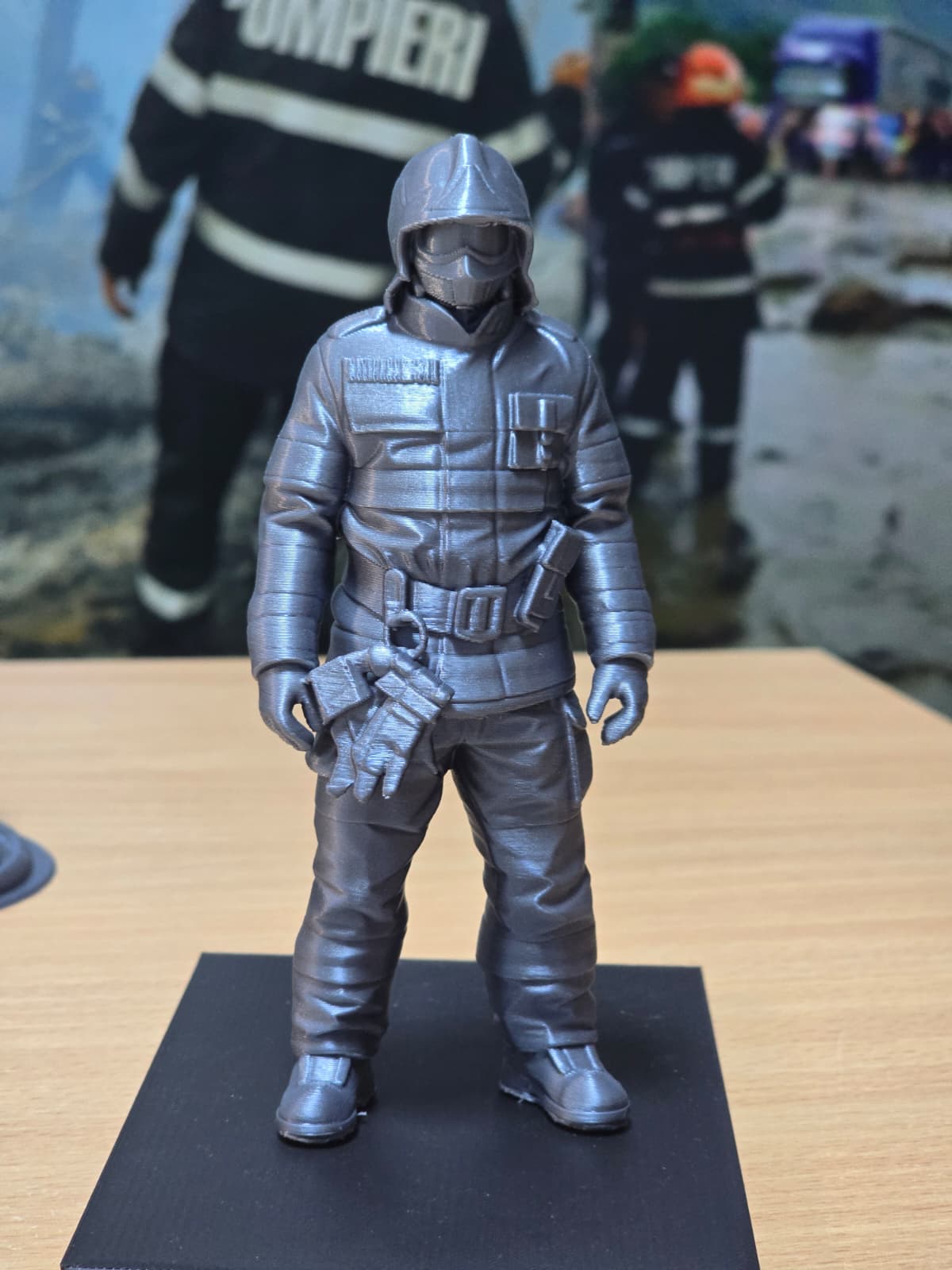 Firefighter figurine V2