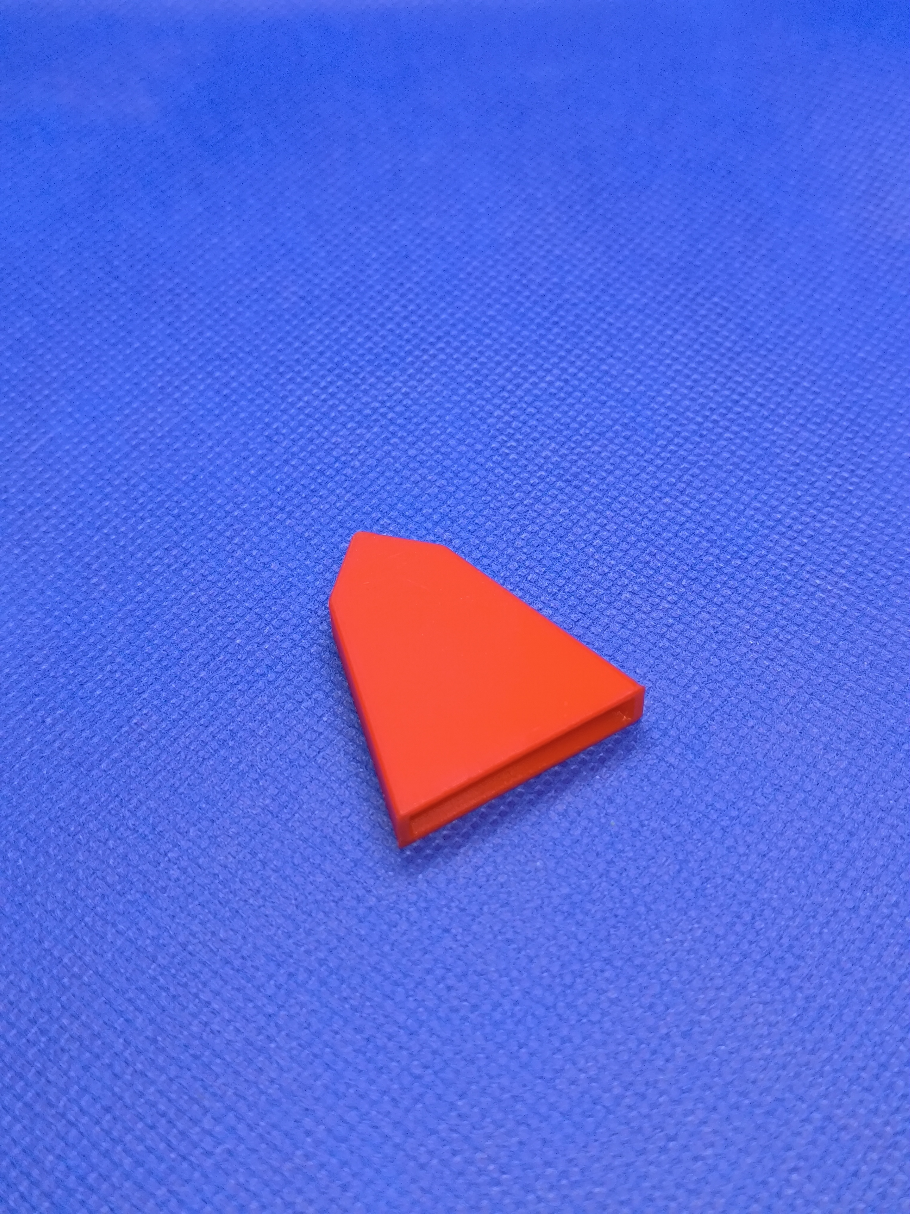 Miniatura 4 do modelo 3D Locking Caliper Cap (15cm)