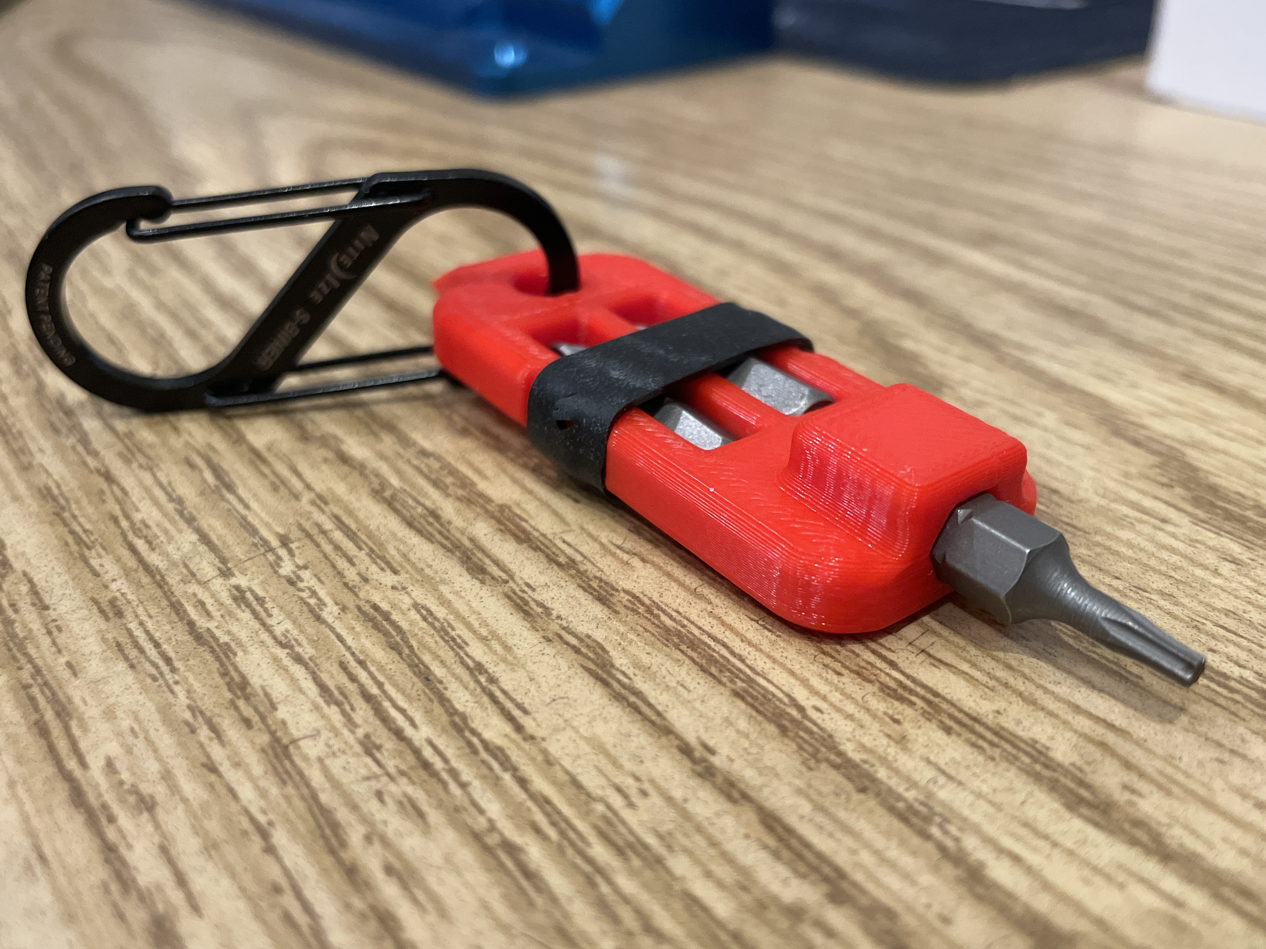 Miniatura 3 do modelo 3D Keychain 1/4" Hex Bit Multi Tool