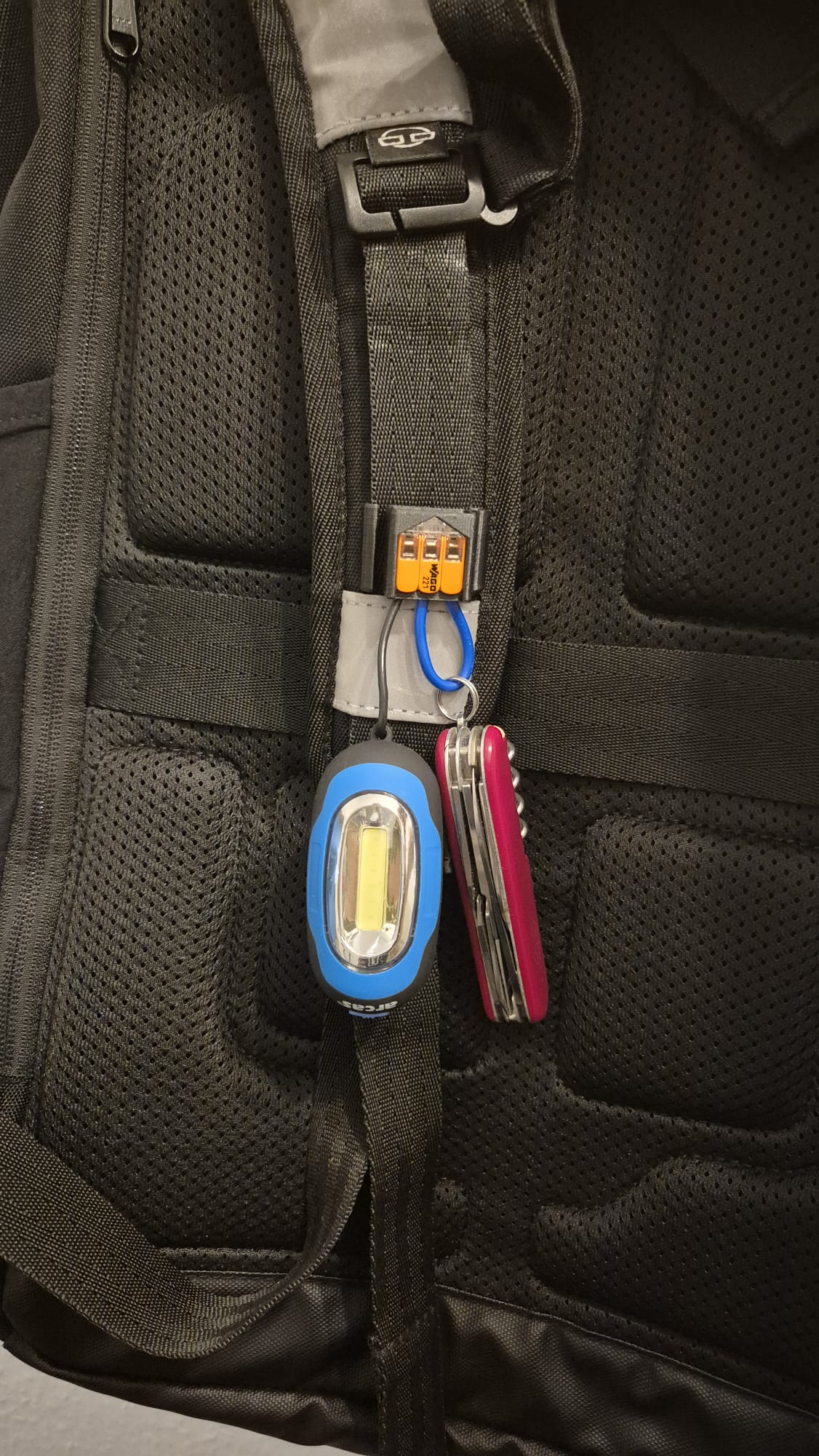WAGO Universal Clip (for bags/backpacks/MOLLE)