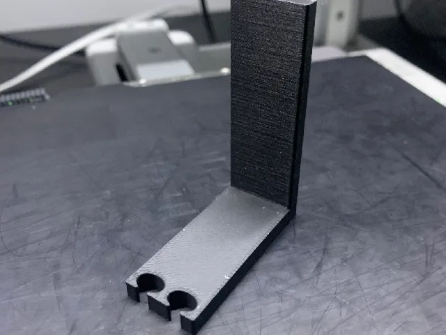 Simple Dual Cable Holder