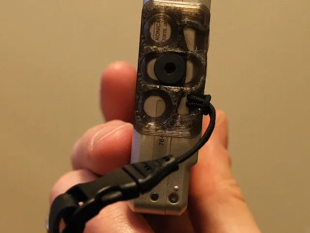 Micro Arca Tripod Plate and Strap Connector Winter 2026