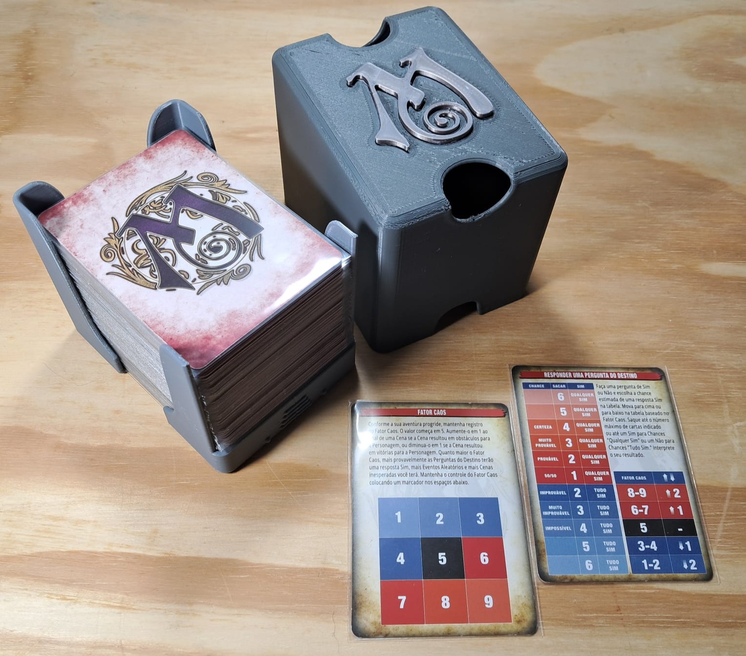Mythic Deck Box (sleeved version)