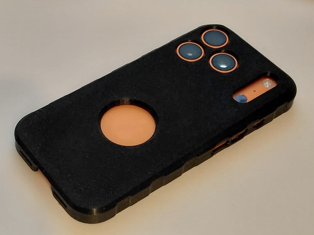 iPhone 17 pro case with flat back!