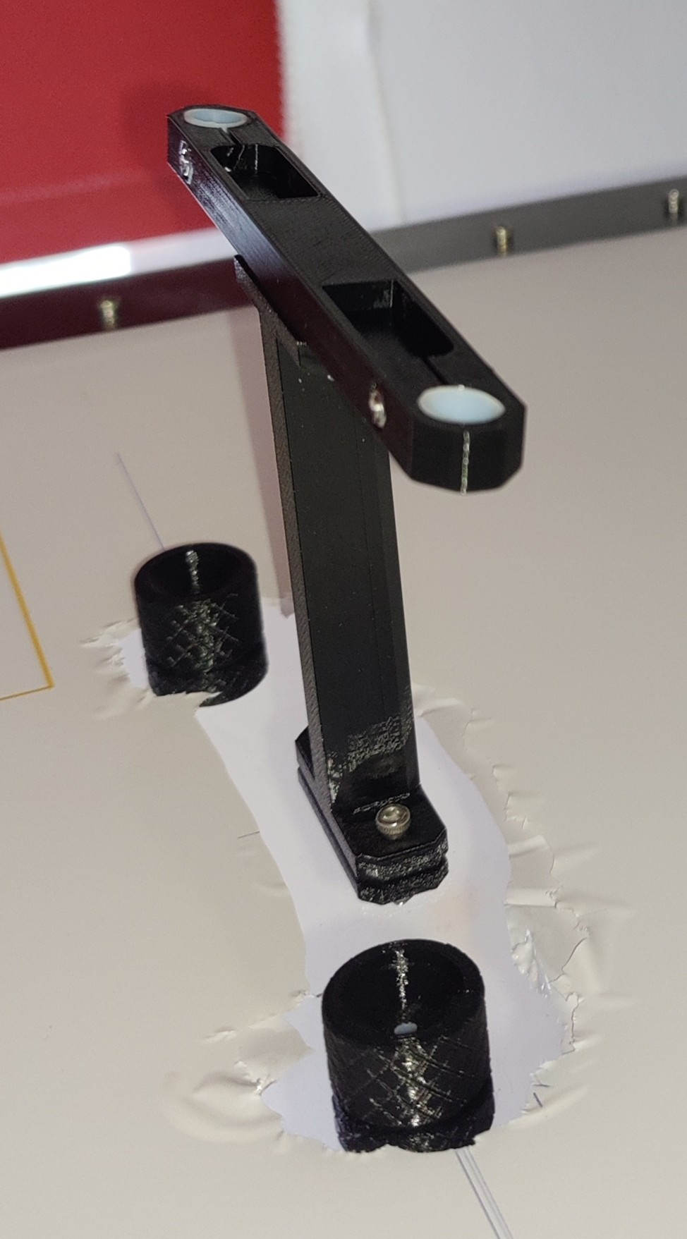 Filamentdurchführung für das „PrintClosure Project”/ Filament feedthrough for the “PrintClosure Project”