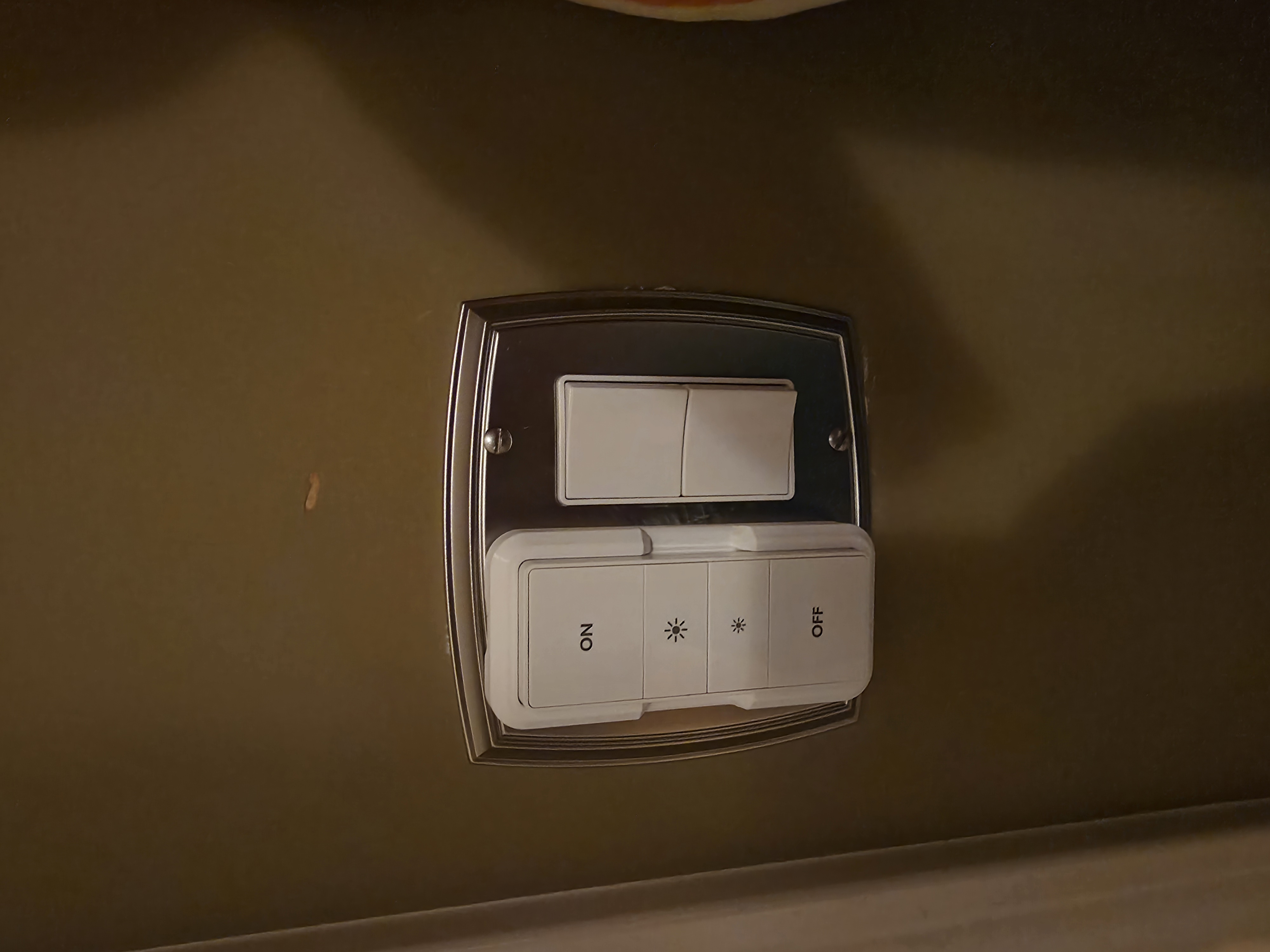 Philips Hue Remote Decorator Switch Mount
