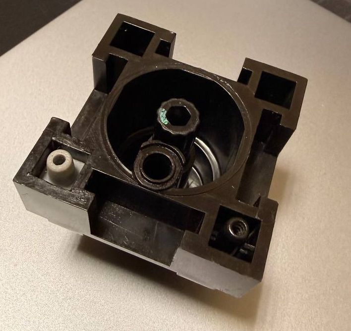 A small screw holding for SAECO BLACK COUNTER PISTON BREW UNIT