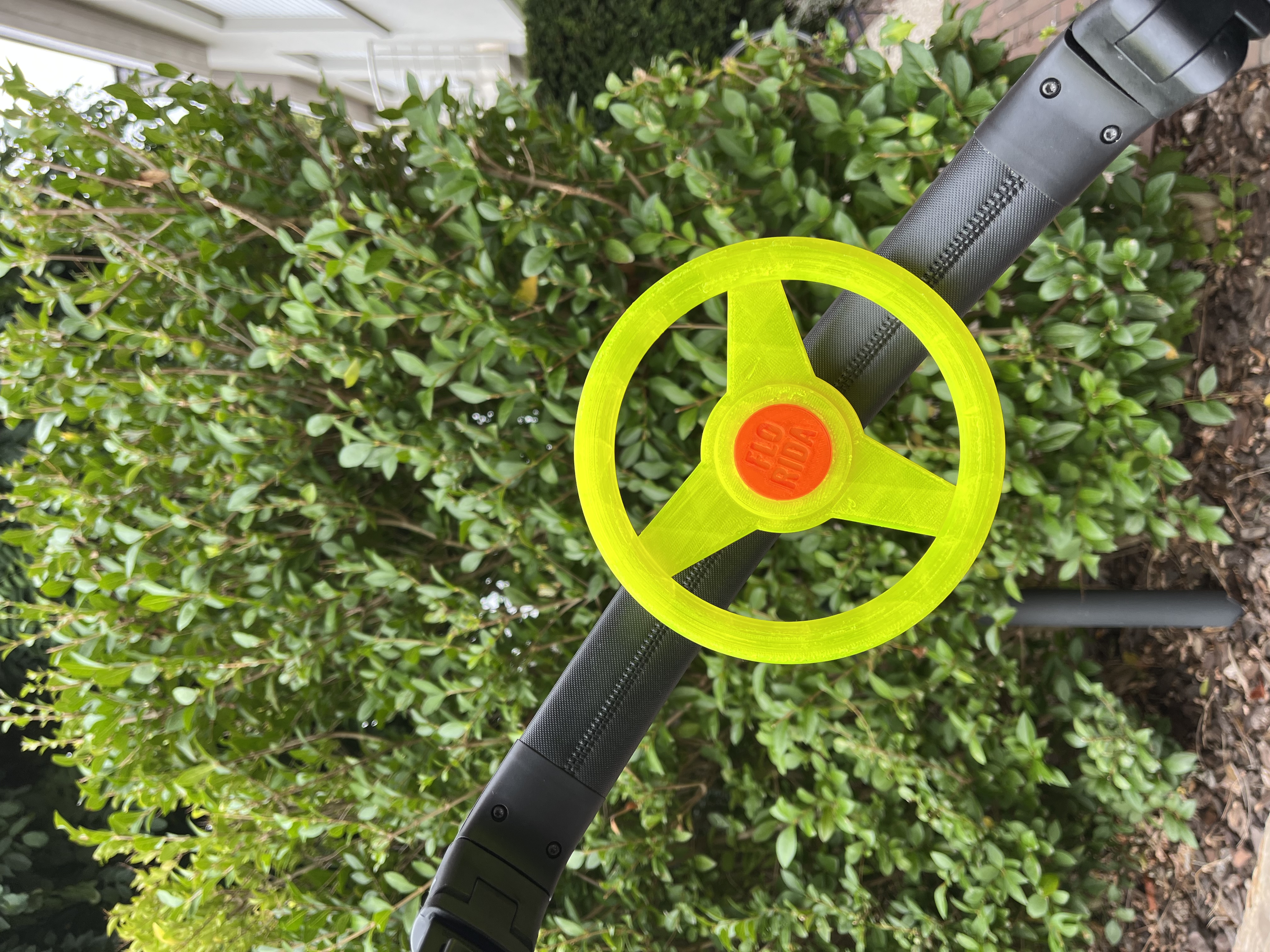 Thule Sleek Stroller Steering Wheel + Mount