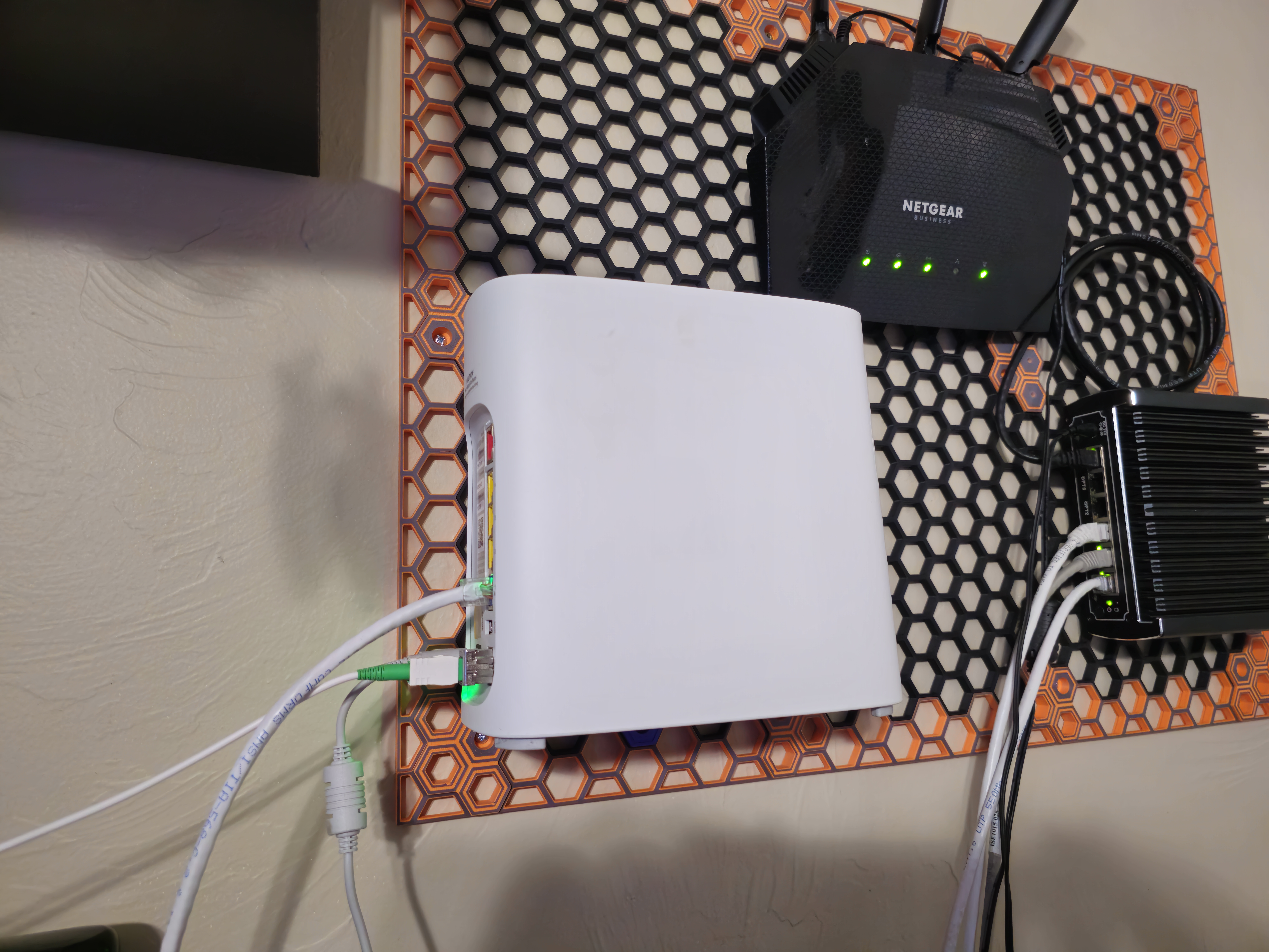 HSW AT&T BGW320-500 Fiber Modem Mount