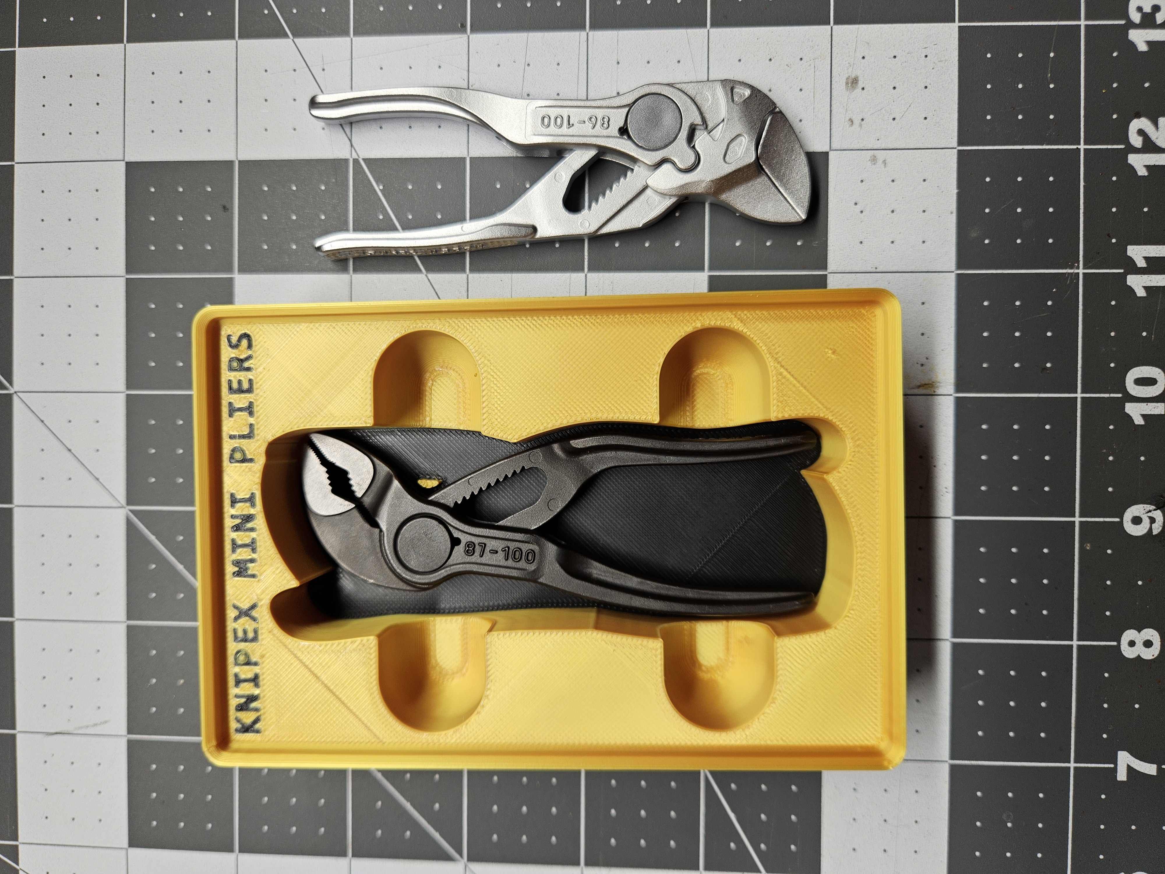 Knipex Mini Pliers Gridfinity — thumbnail 2