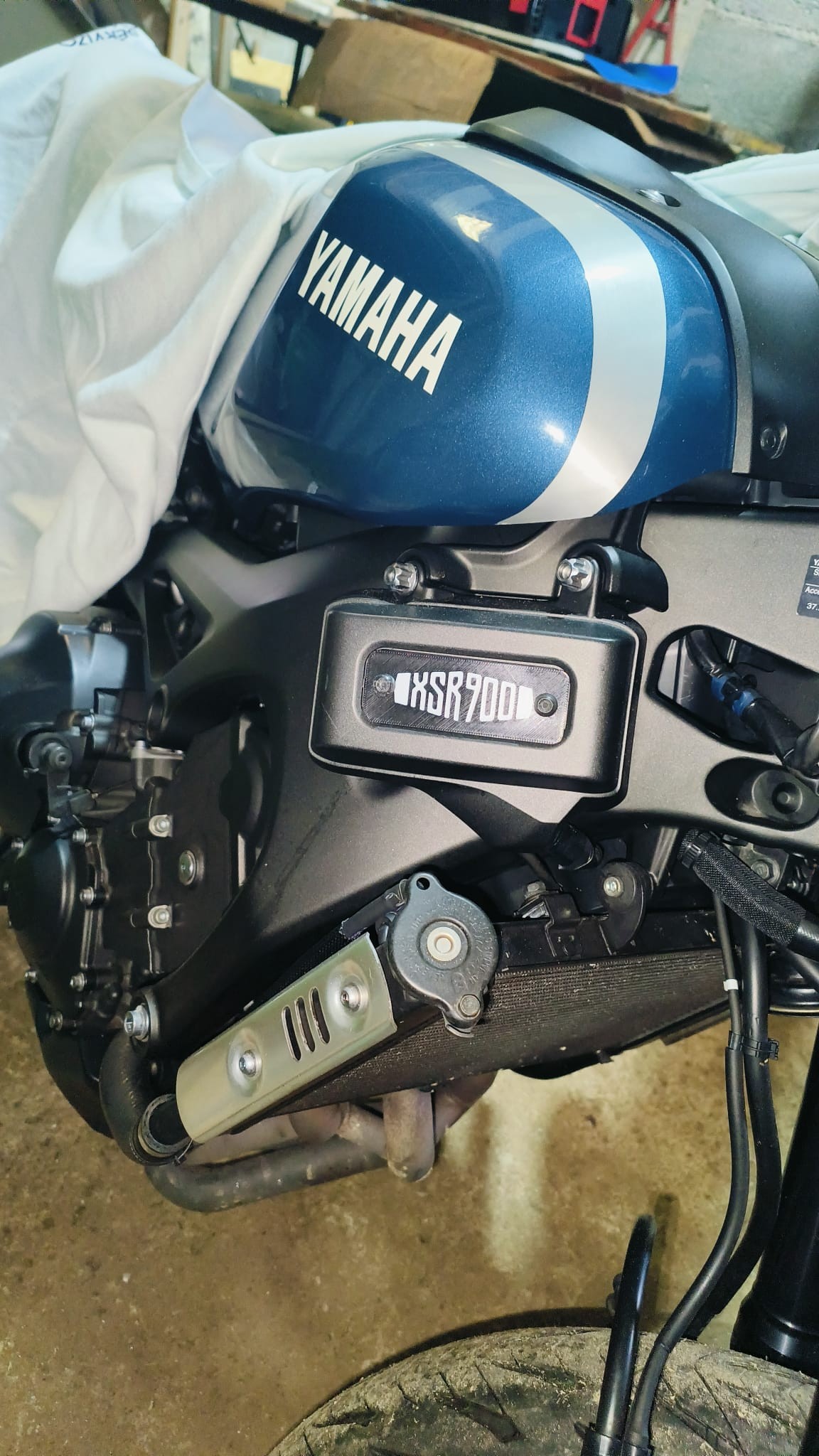 Embellecedores Laterales Yamaha XSR 900 (2 Diseños) / Side ECU Covers