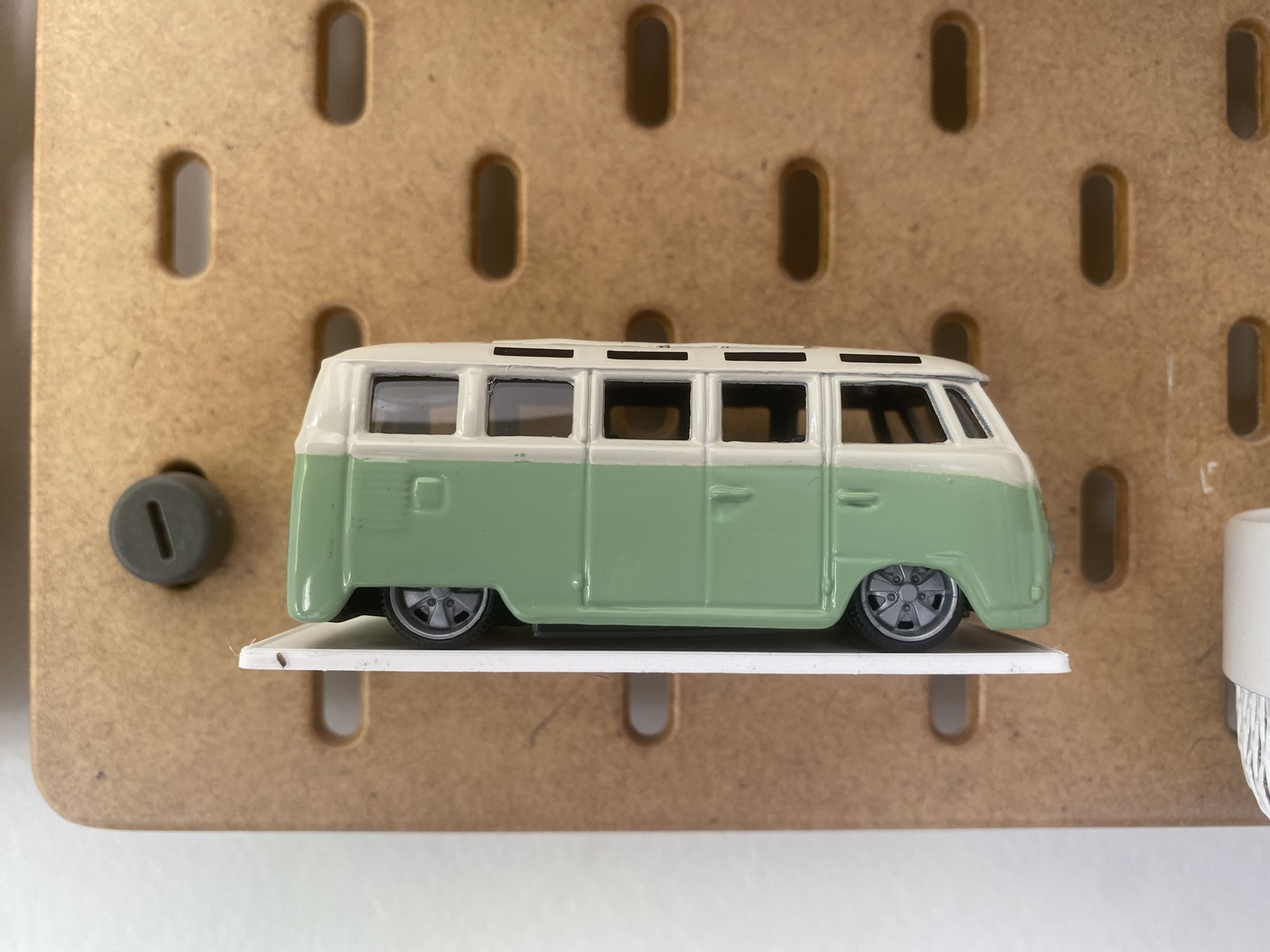 iKEA skadis Hot wheels stand