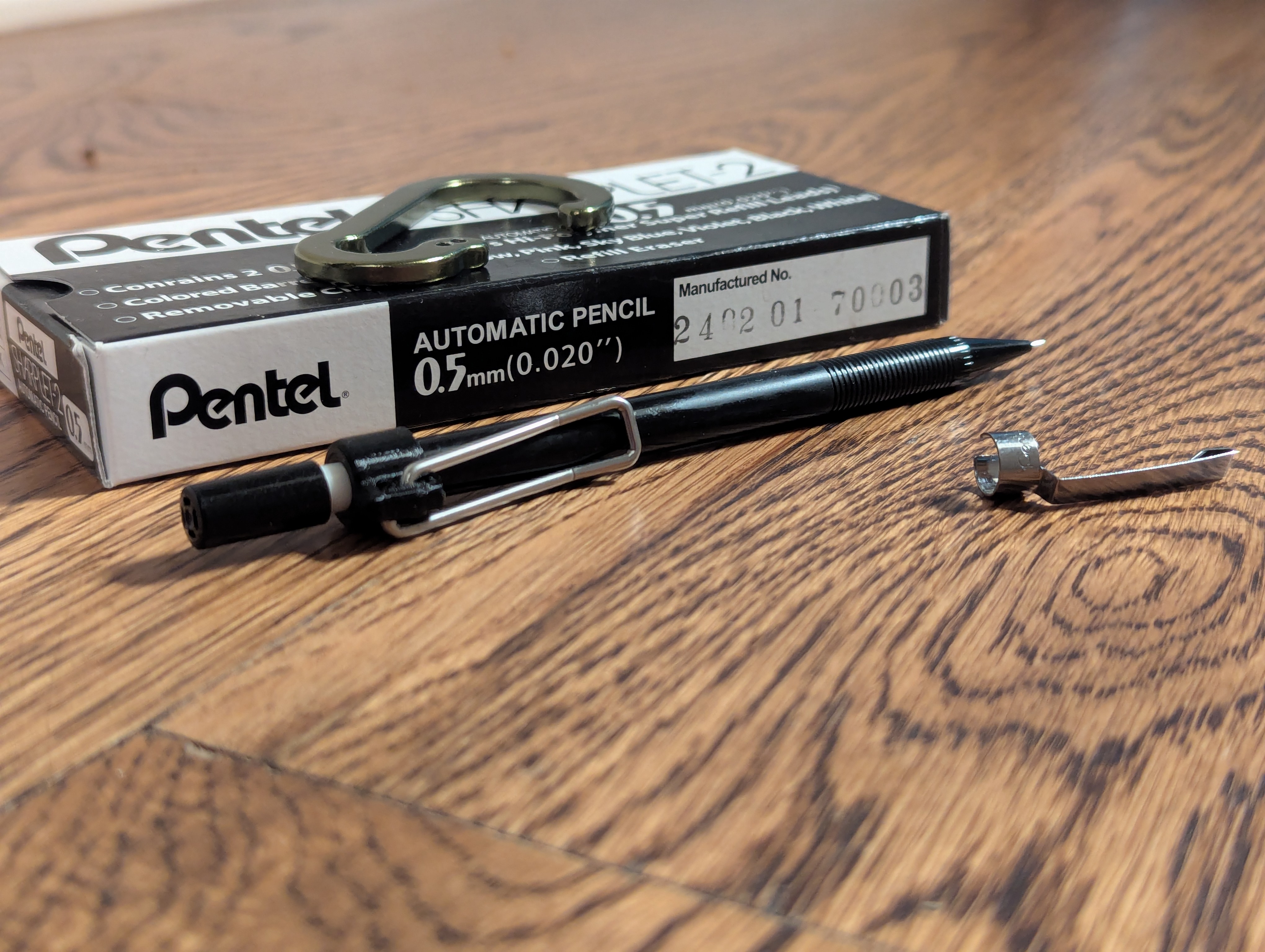Wire Gate Pen Clip