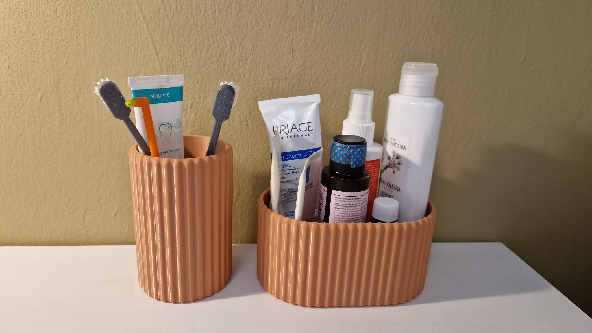 Bathroom holders — thumbnail 2