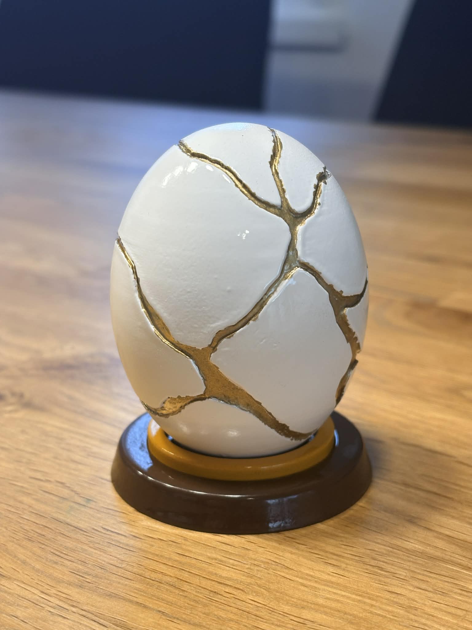 Miniatura 4 do modelo 3D Kintsugi Easter Eggs with Threaded Stand (no glue)