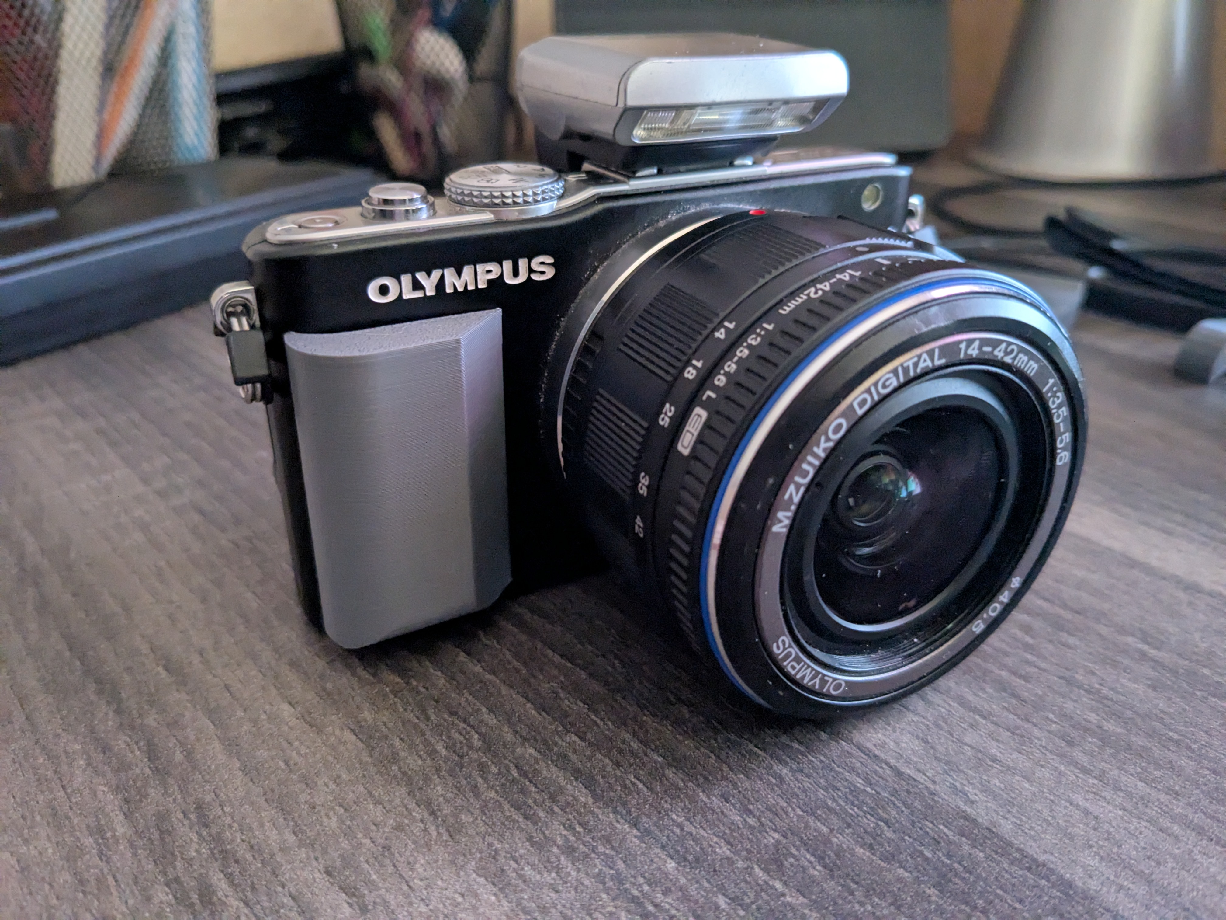 Olympus PEN E-PL3 Handgriff / Handle