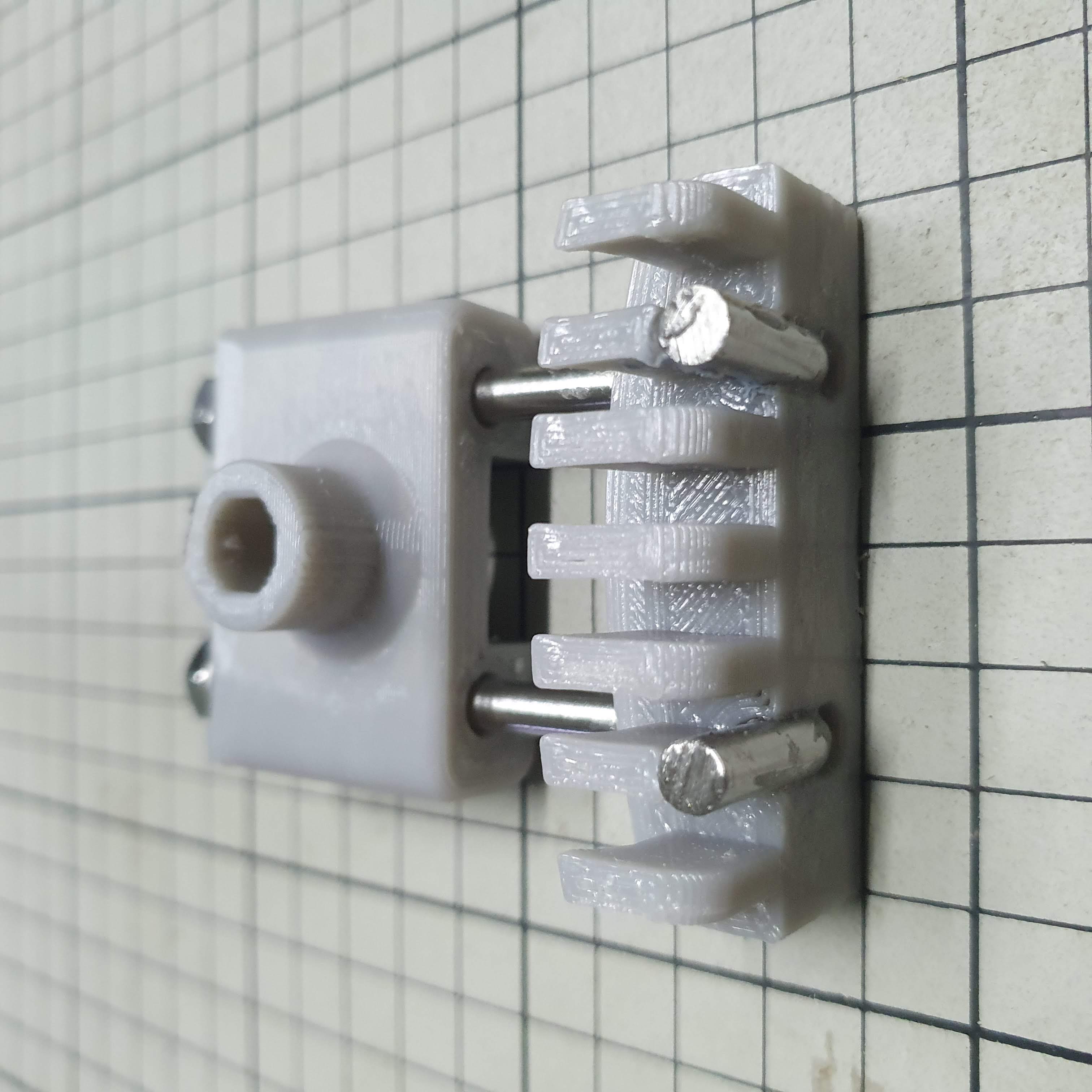 Klippermate Stringer Adjustable Badminton Clamp — thumbnail 3