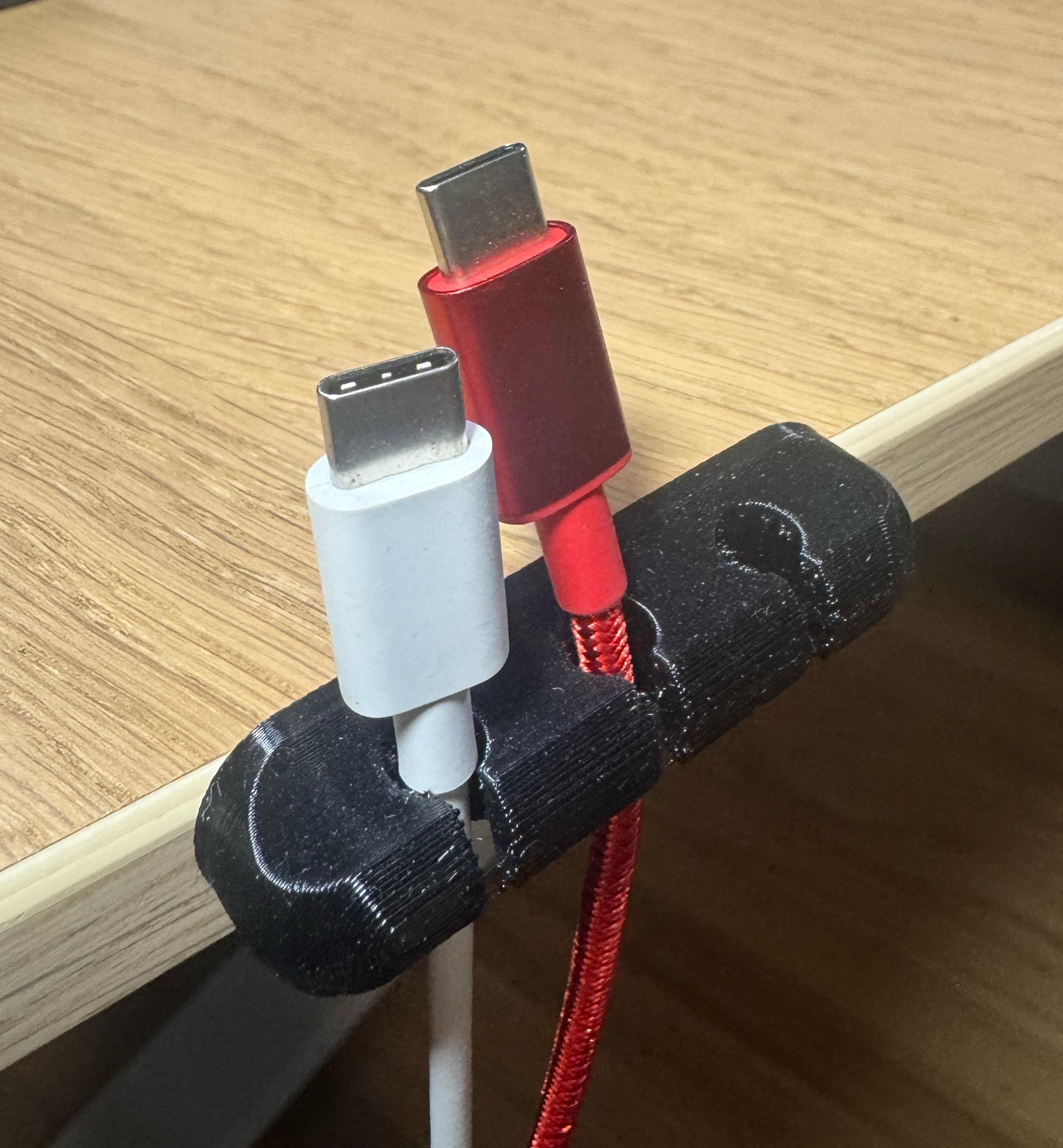 Parametric Cable Organizer