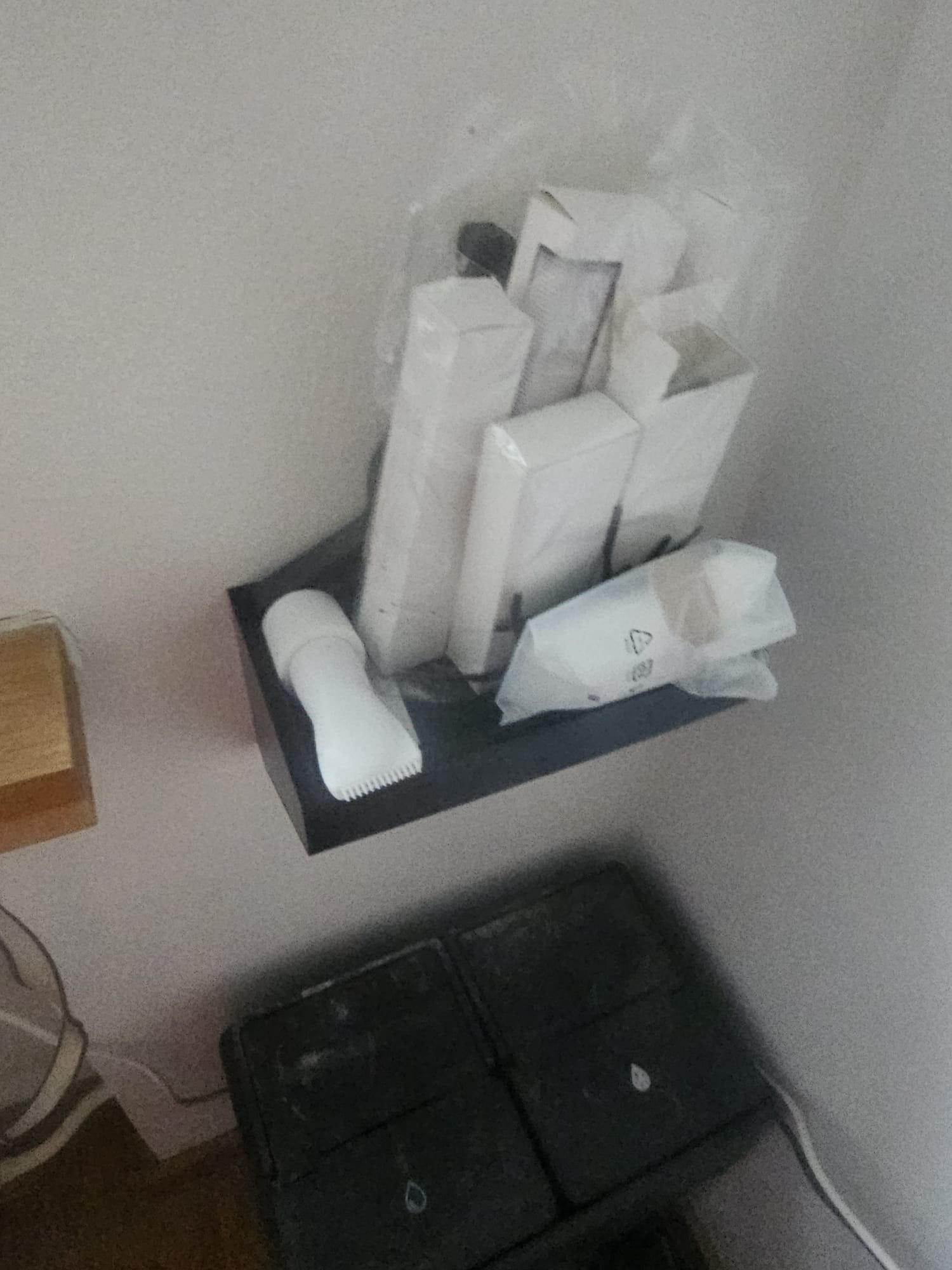 Staubsaugerzubhör ablage