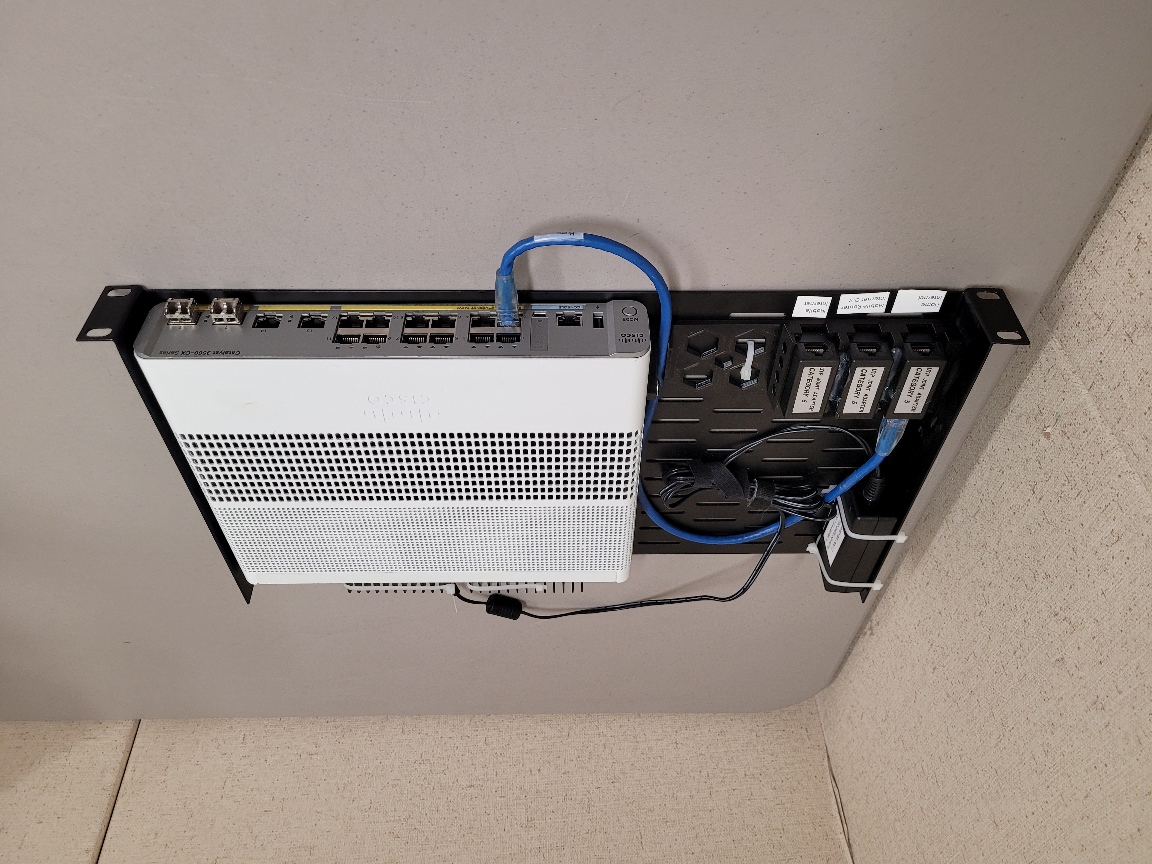1U networking tray to go with Cisco 3560CX switch