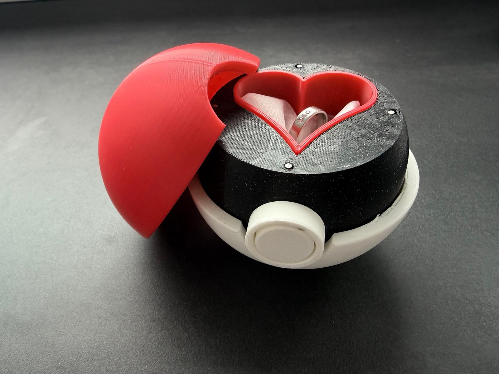Pokéball Ring Box